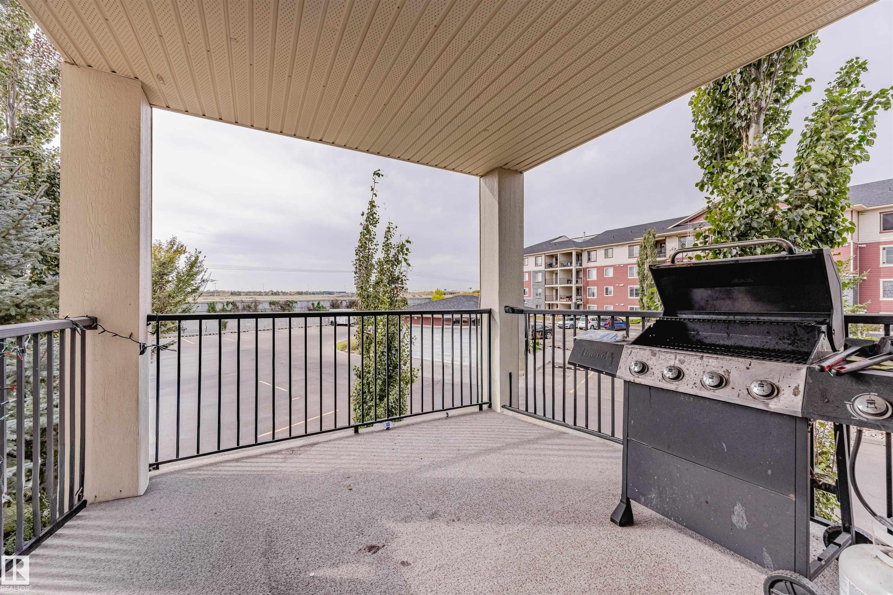 Photo 11 at 202 - 5816 Mullen Place NW, MacTaggart, Edmonton