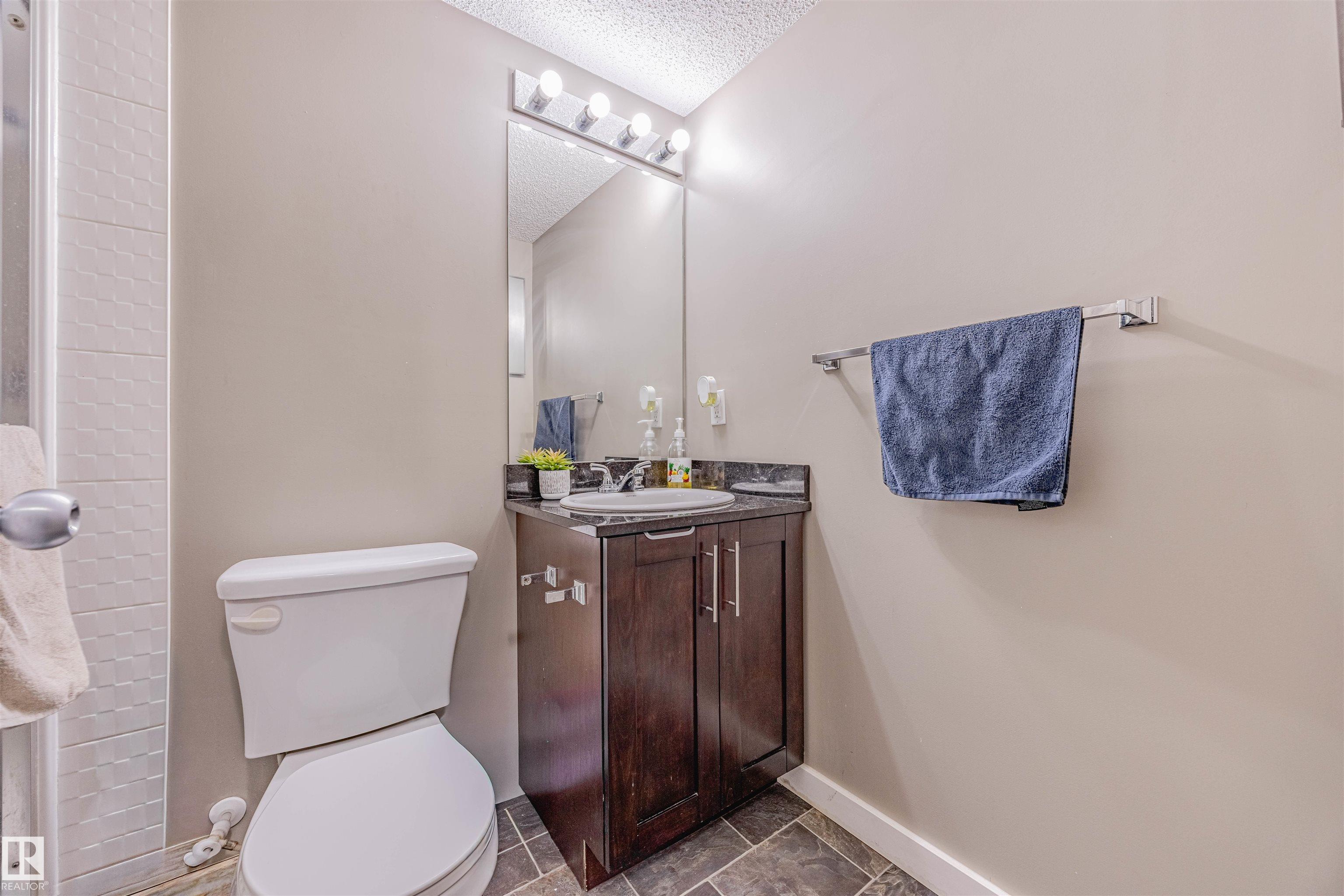 Photo 15 at 202 - 5816 Mullen Place NW, MacTaggart, Edmonton