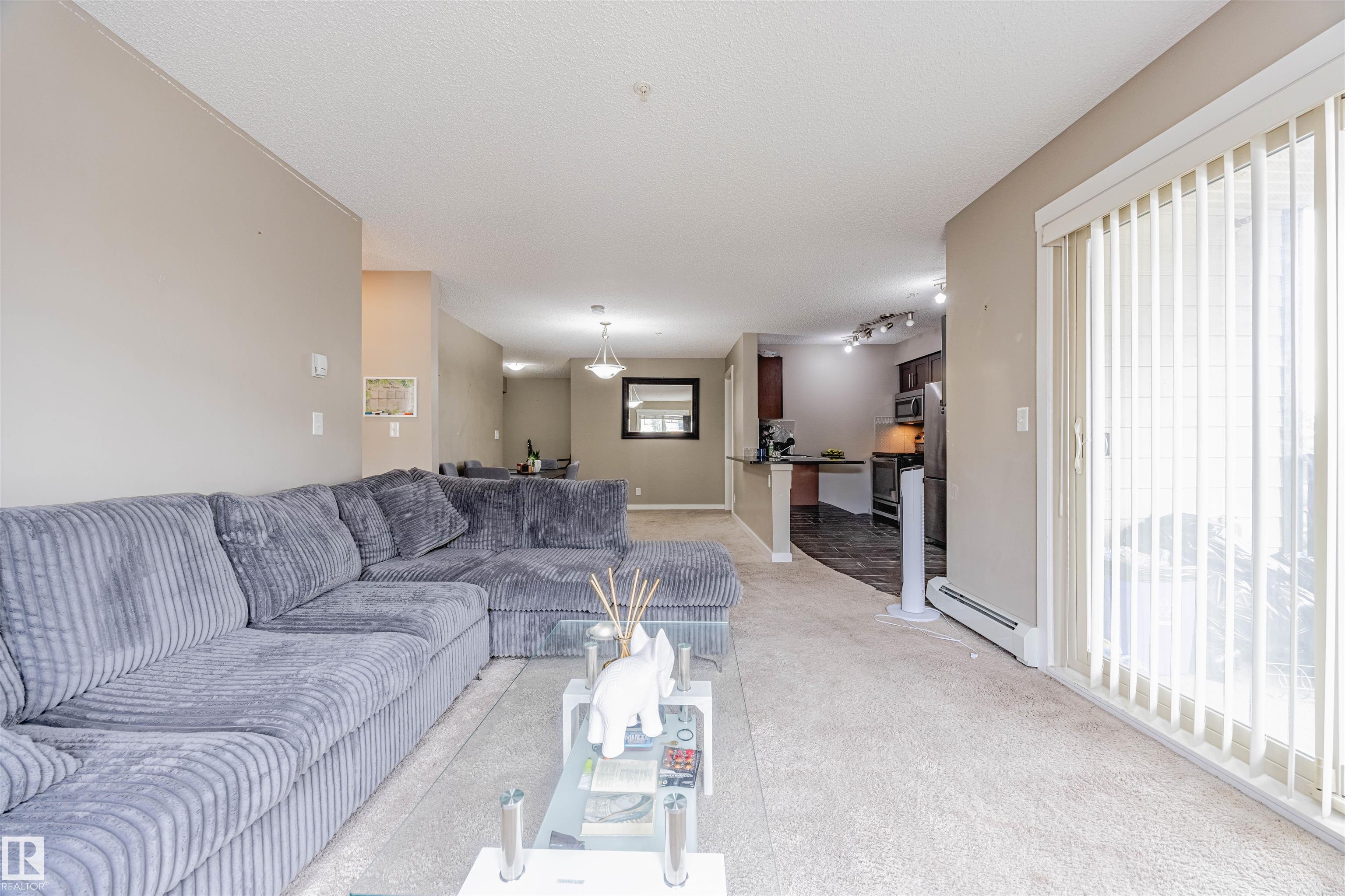 Photo 10 at 202 - 5816 Mullen Place NW, MacTaggart, Edmonton