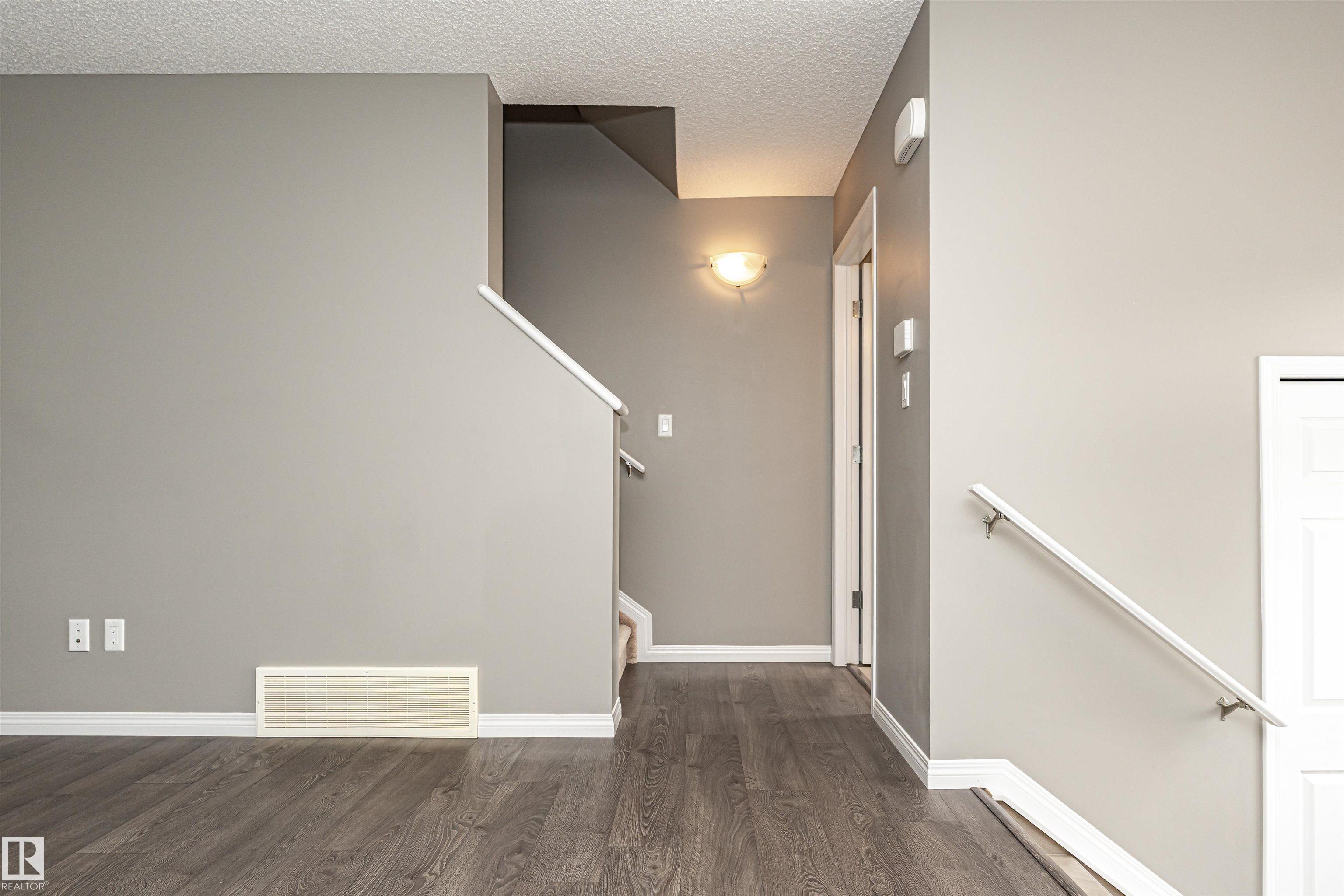 Photo 19 at 60 - 9151 Shaw Way SW, Summerside, Edmonton