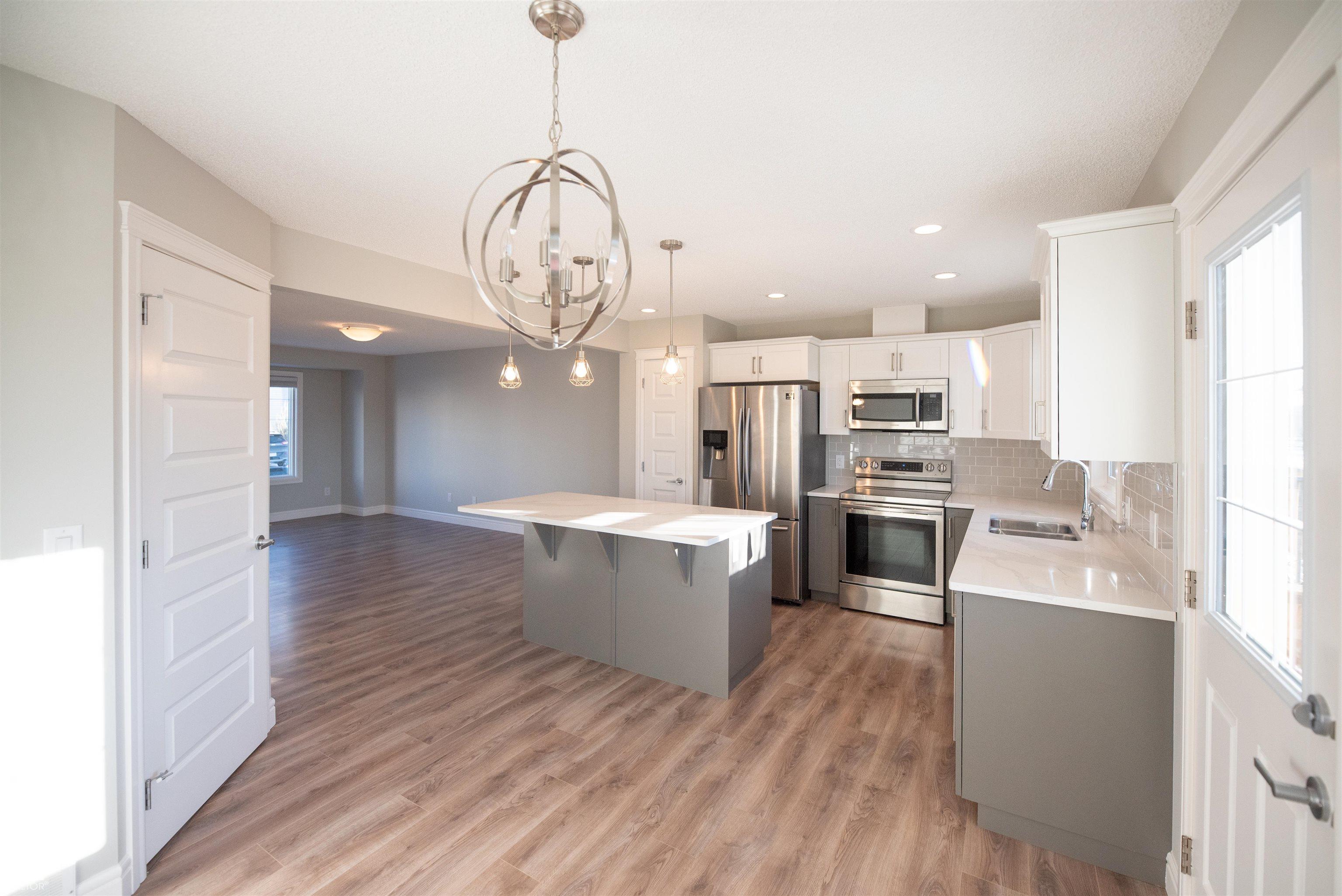 Photo 4 at 6 - 330 Bulyea Road NW, Bulyea Heights, Edmonton