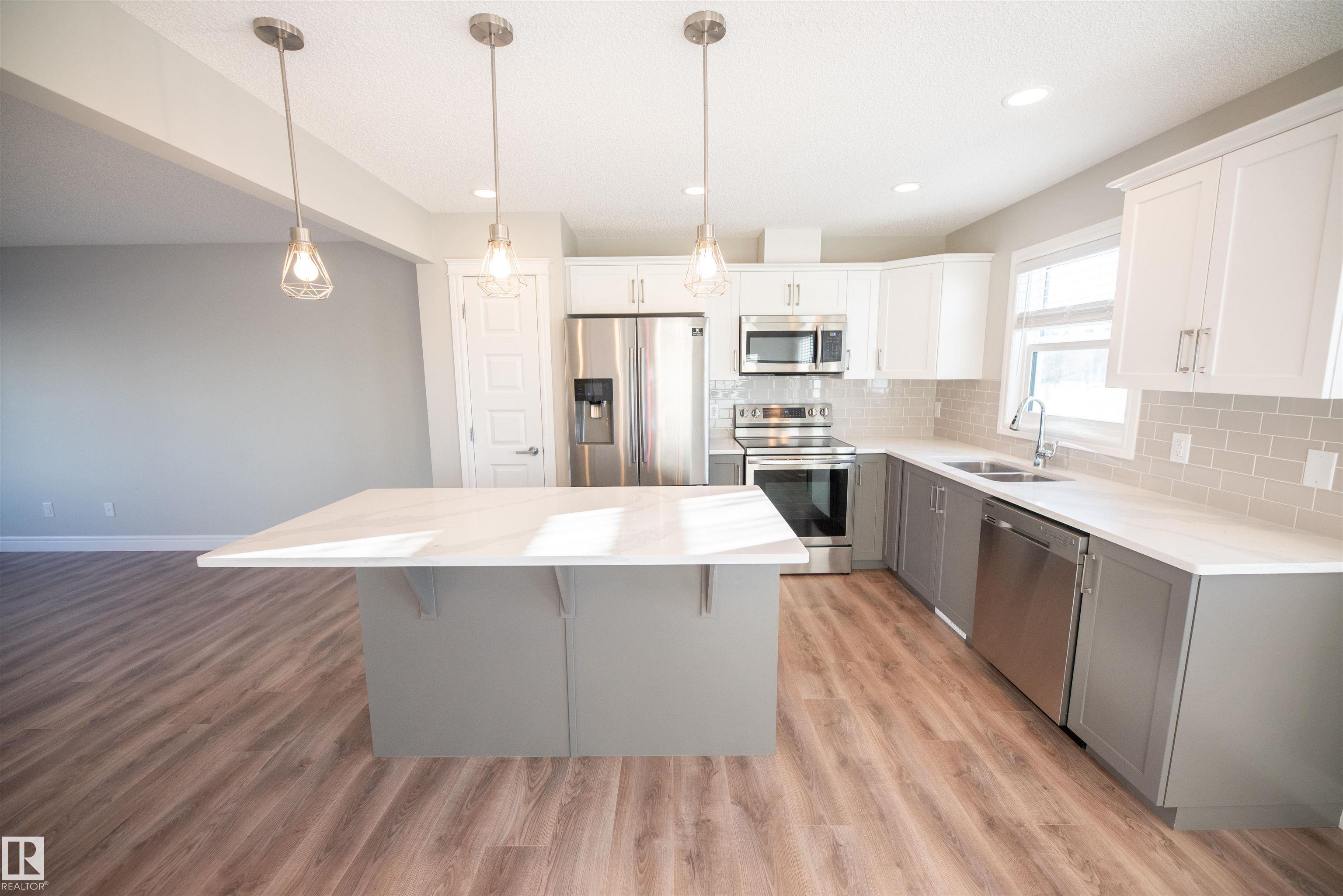 Photo 7 at 6 - 330 Bulyea Road NW, Bulyea Heights, Edmonton