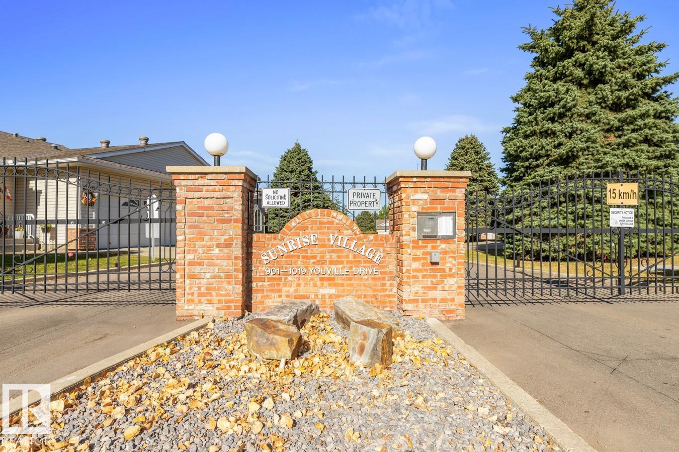 935 Youville Drive W NW, Tawa, Edmonton 