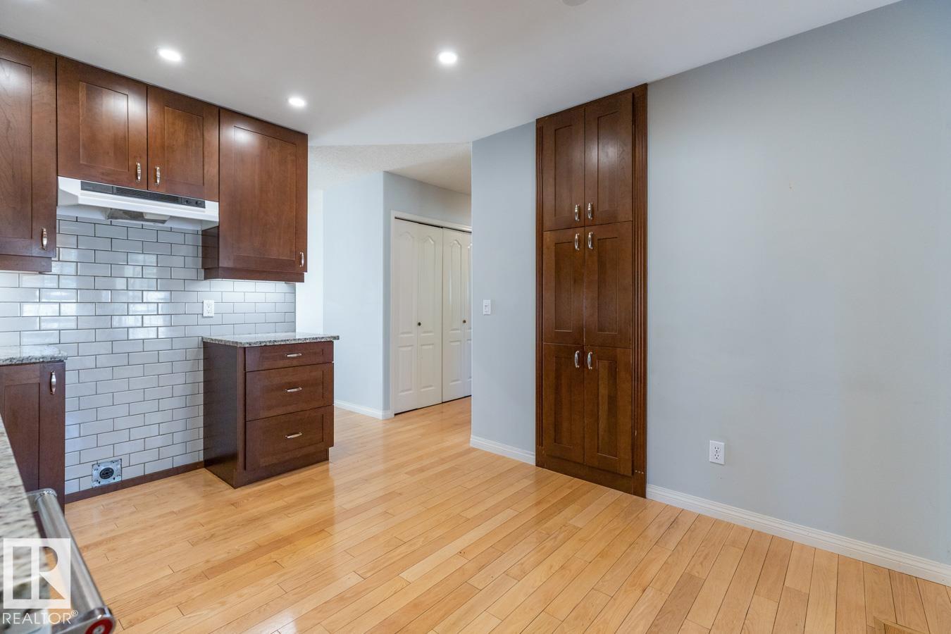 Photo 13 at 935 Youville Drive W NW, Tawa, Edmonton