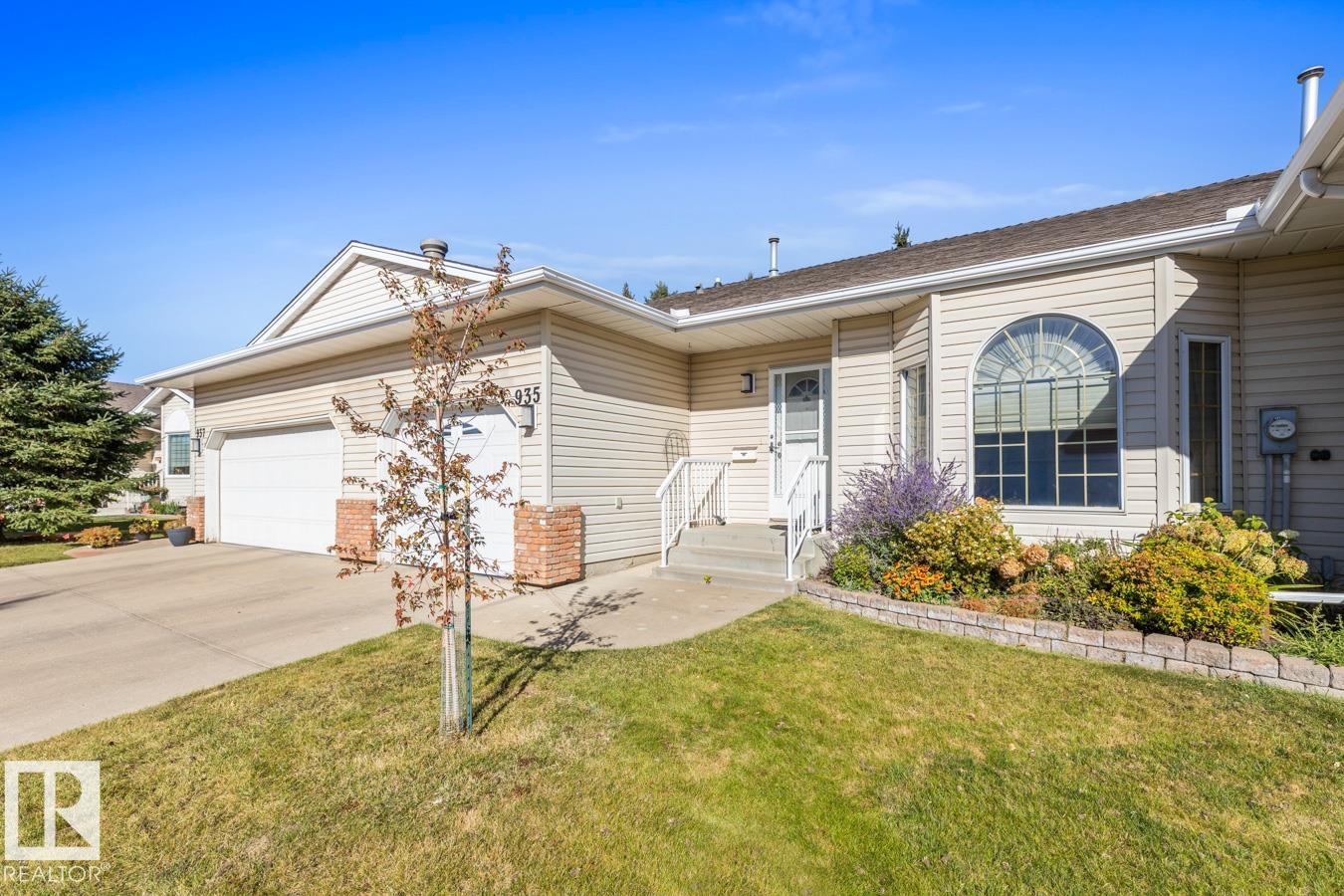 Photo 3 at 935 Youville Drive W NW, Tawa, Edmonton