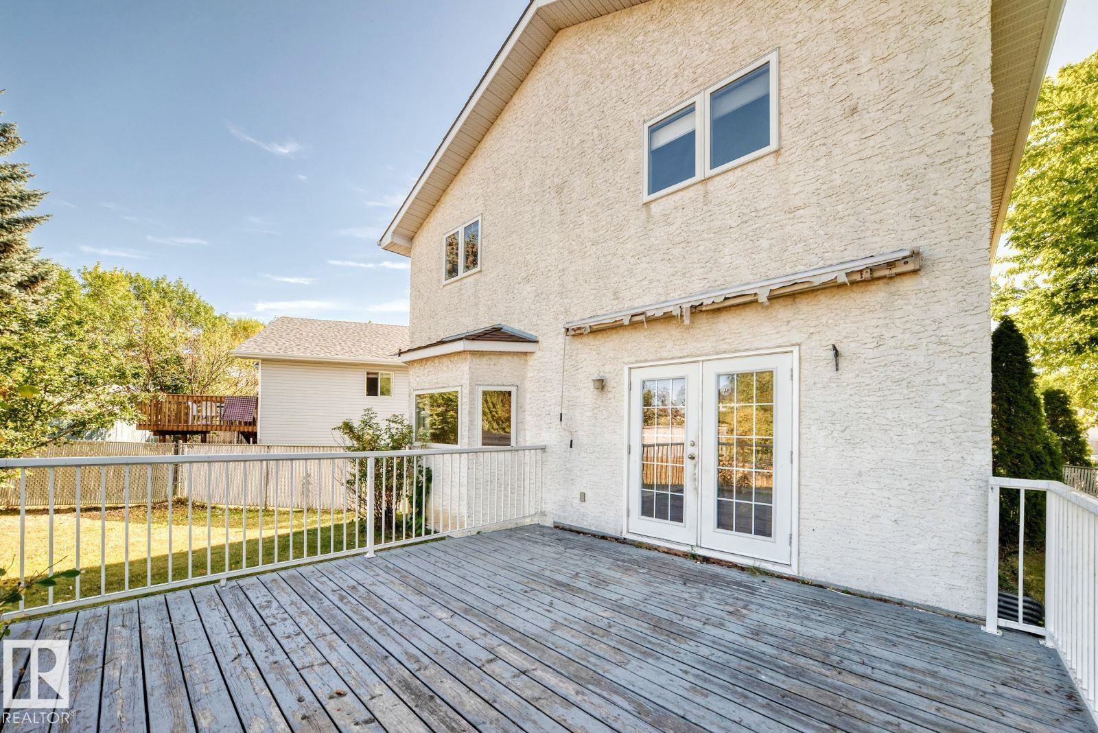Photo 27 at 9968 178 Avenue NW, Elsinore, Edmonton
