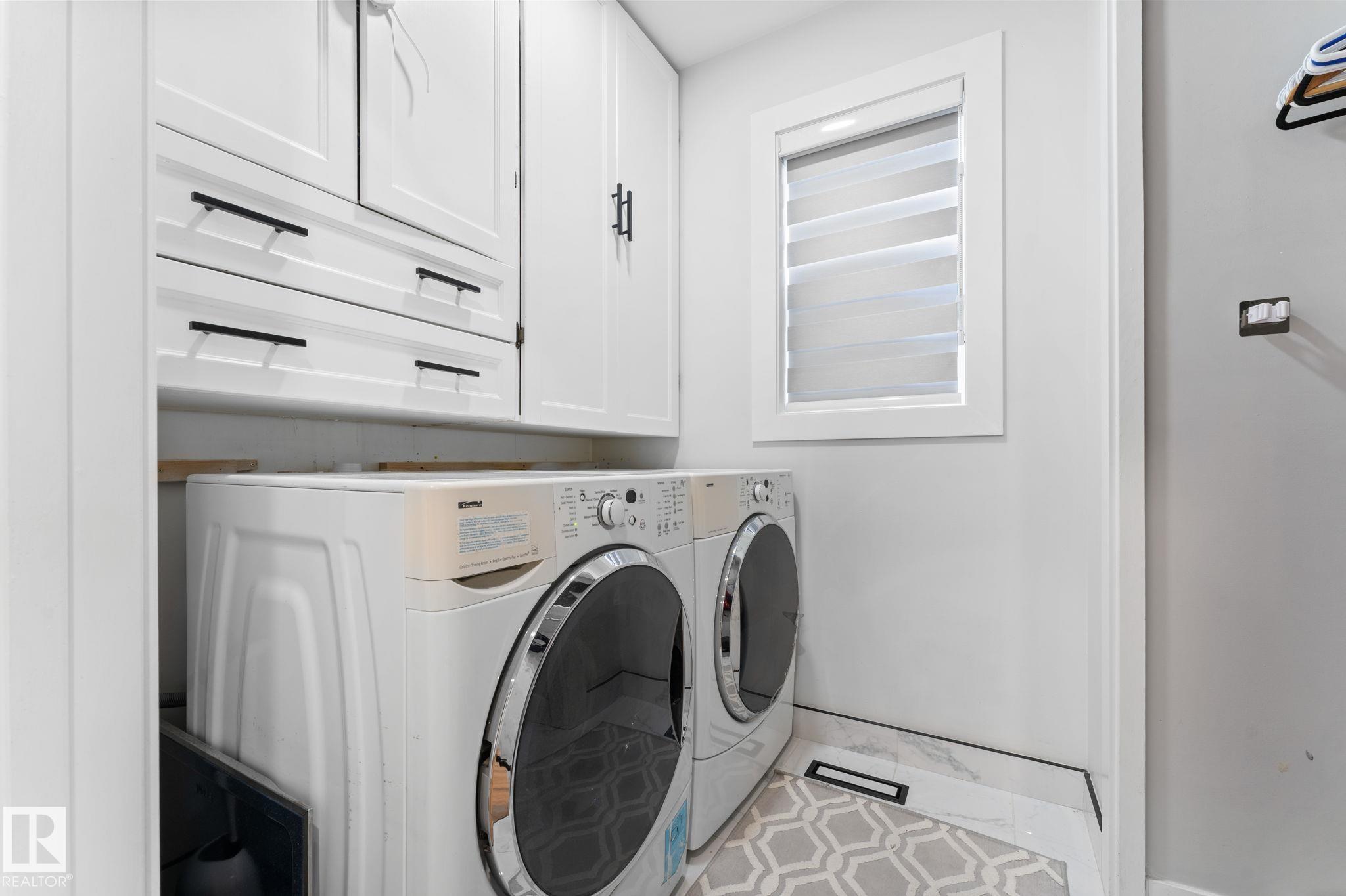 Photo 14 at 362 Blackburn Drive E SW, Blackburne, Edmonton