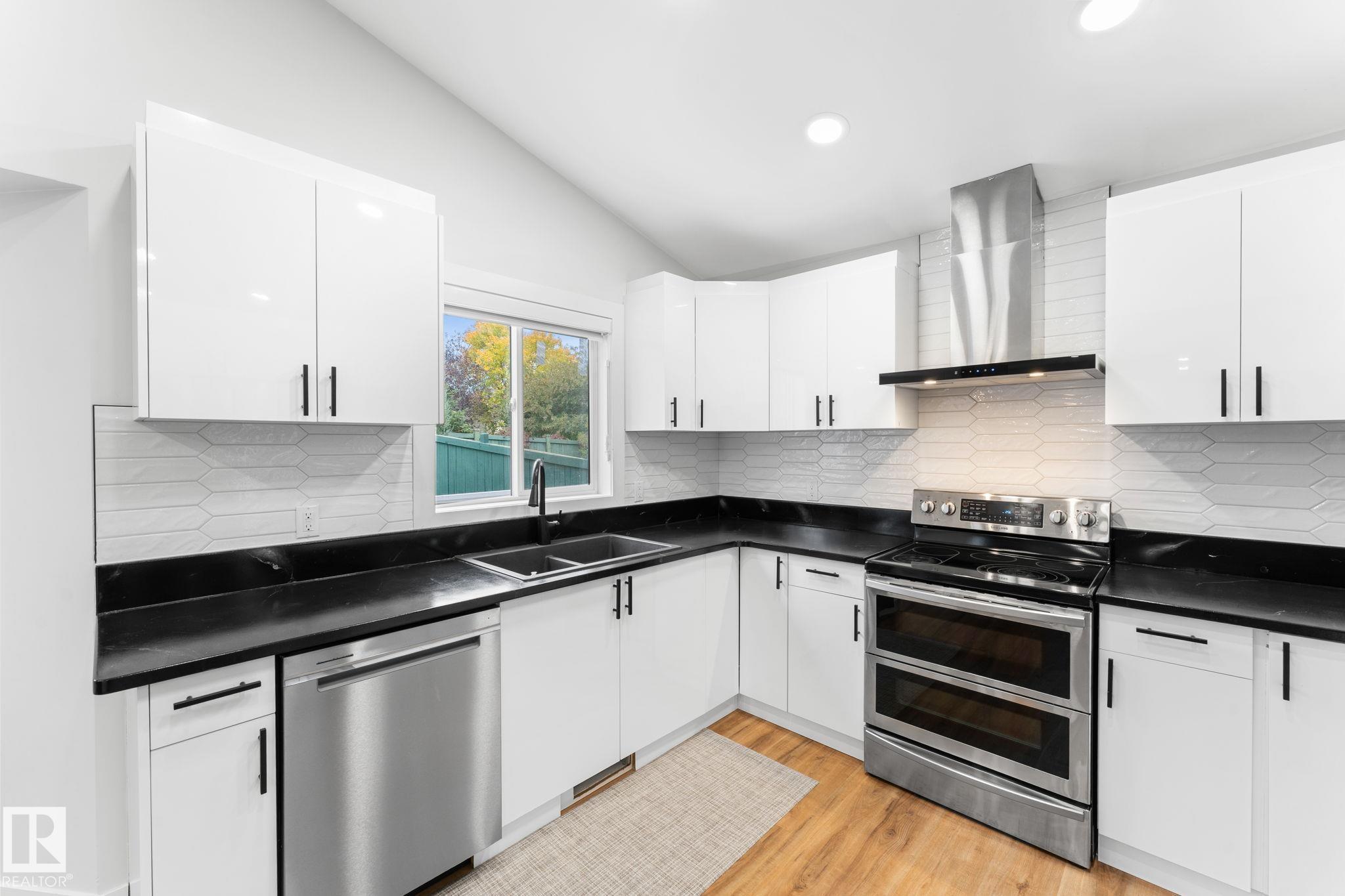 Photo 24 at 362 Blackburn Drive E SW, Blackburne, Edmonton