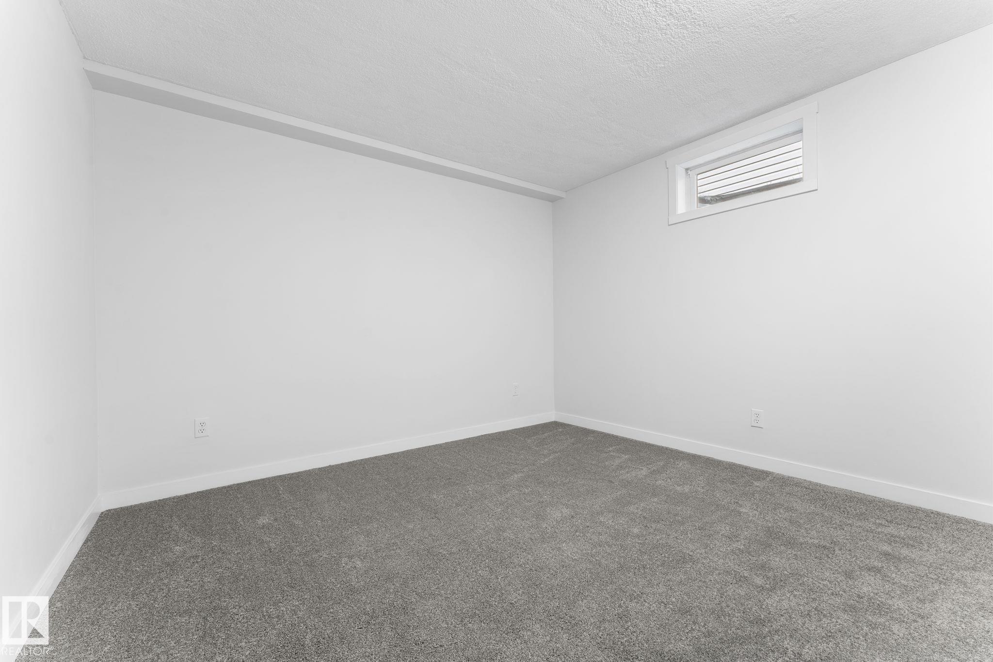 Photo 30 at 362 Blackburn Drive E SW, Blackburne, Edmonton