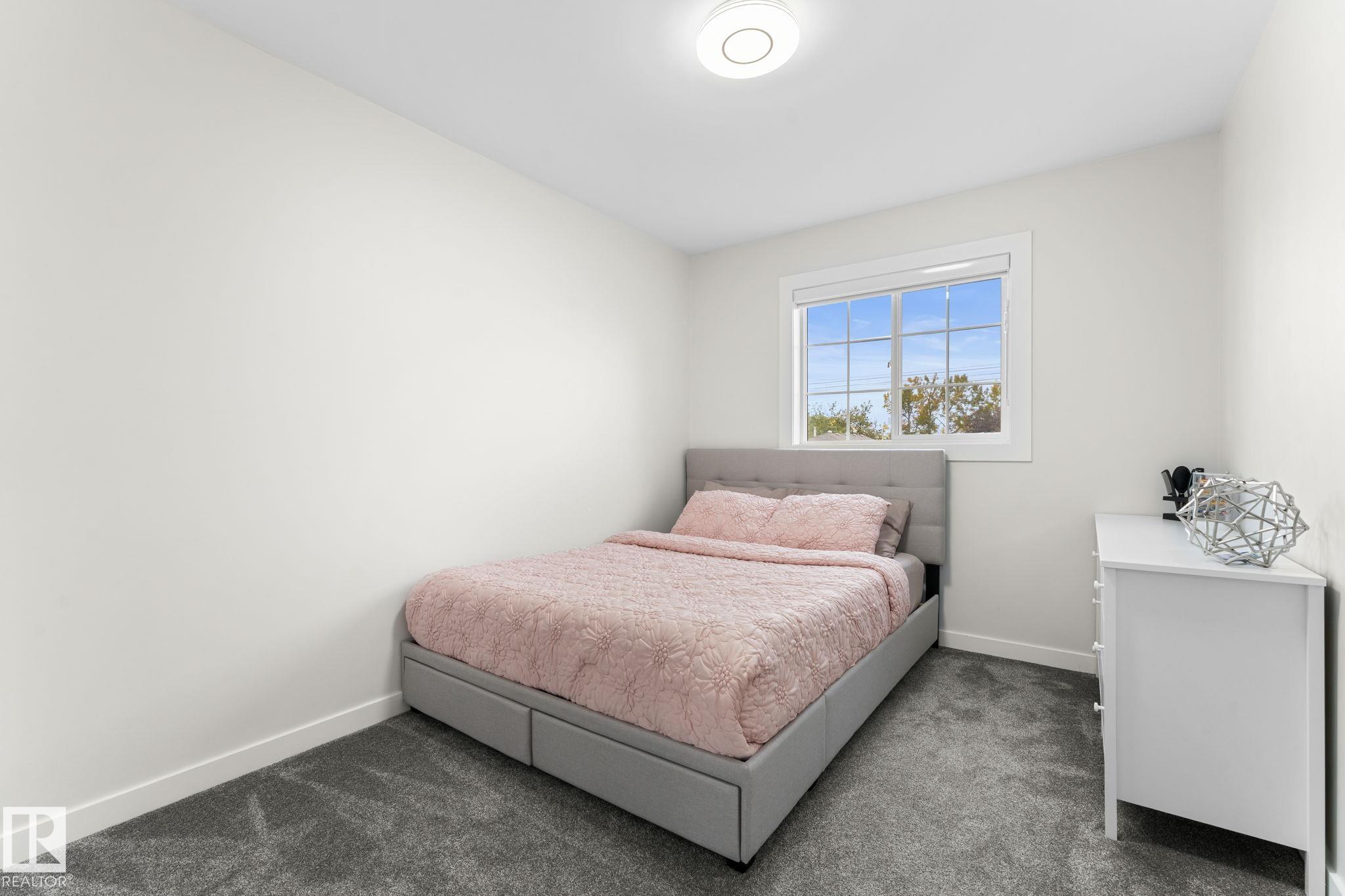 Photo 37 at 362 Blackburn Drive E SW, Blackburne, Edmonton