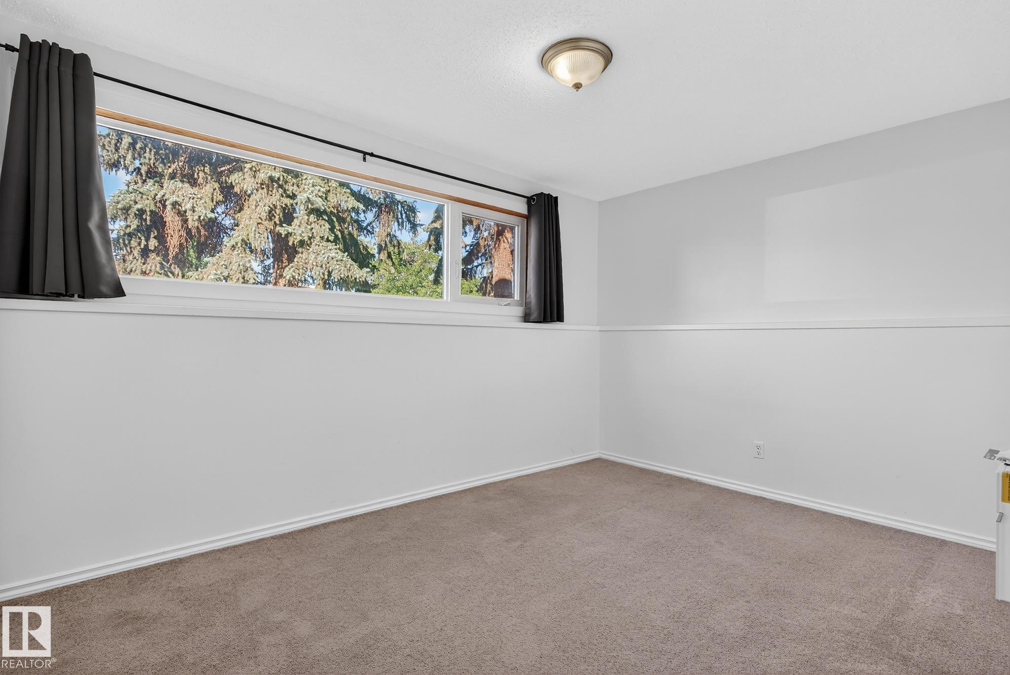 Photo 26 at 9221 52 Street NW, Ottewell, Edmonton