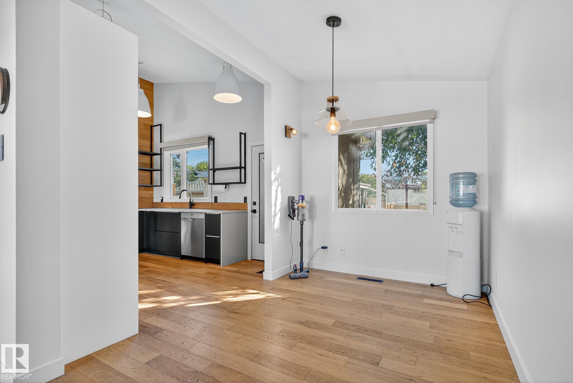 Photo 50 at 9221 52 Street NW, Ottewell, Edmonton