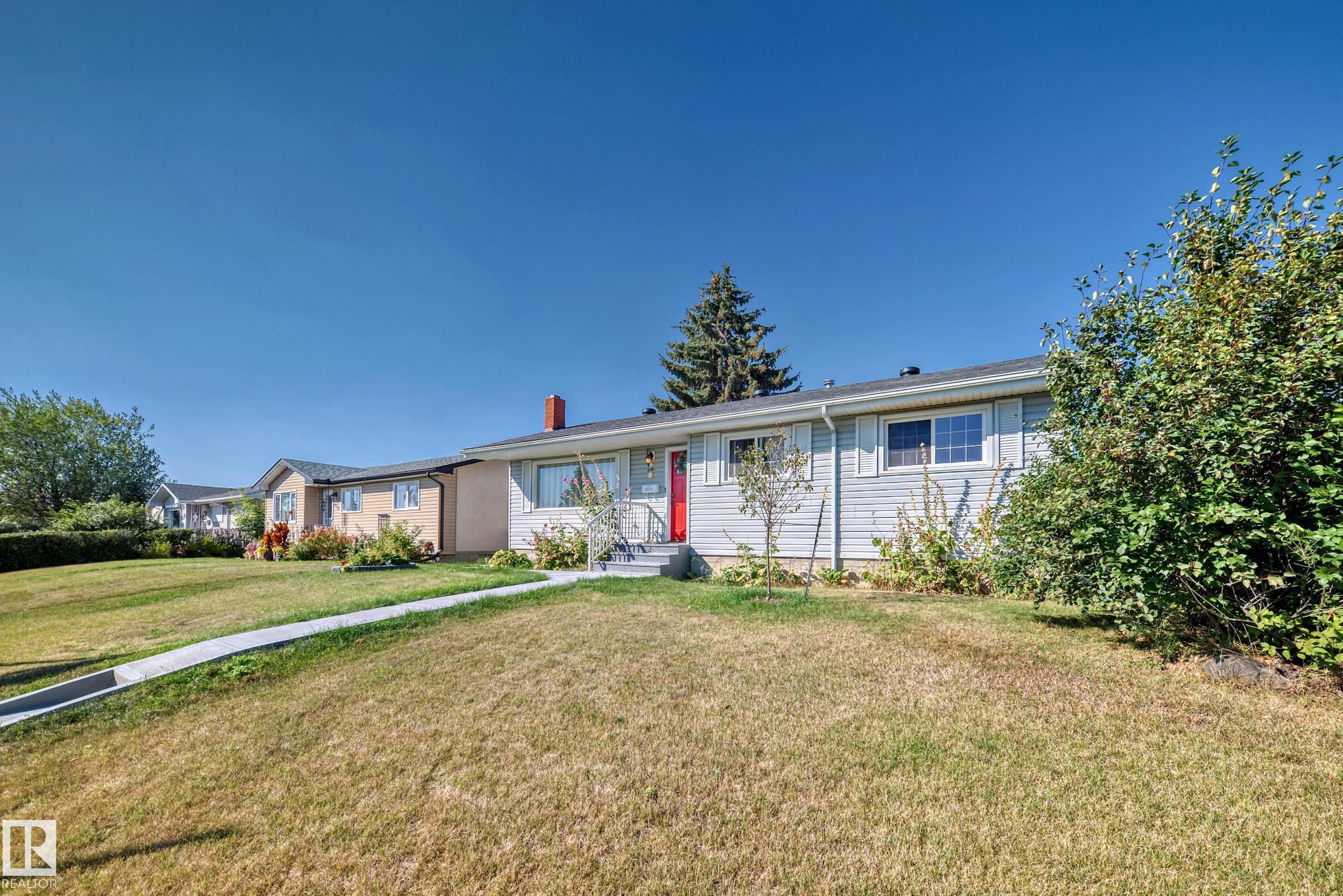 Photo 4 at 6308 144a Avenue NW, Mcleod, Edmonton