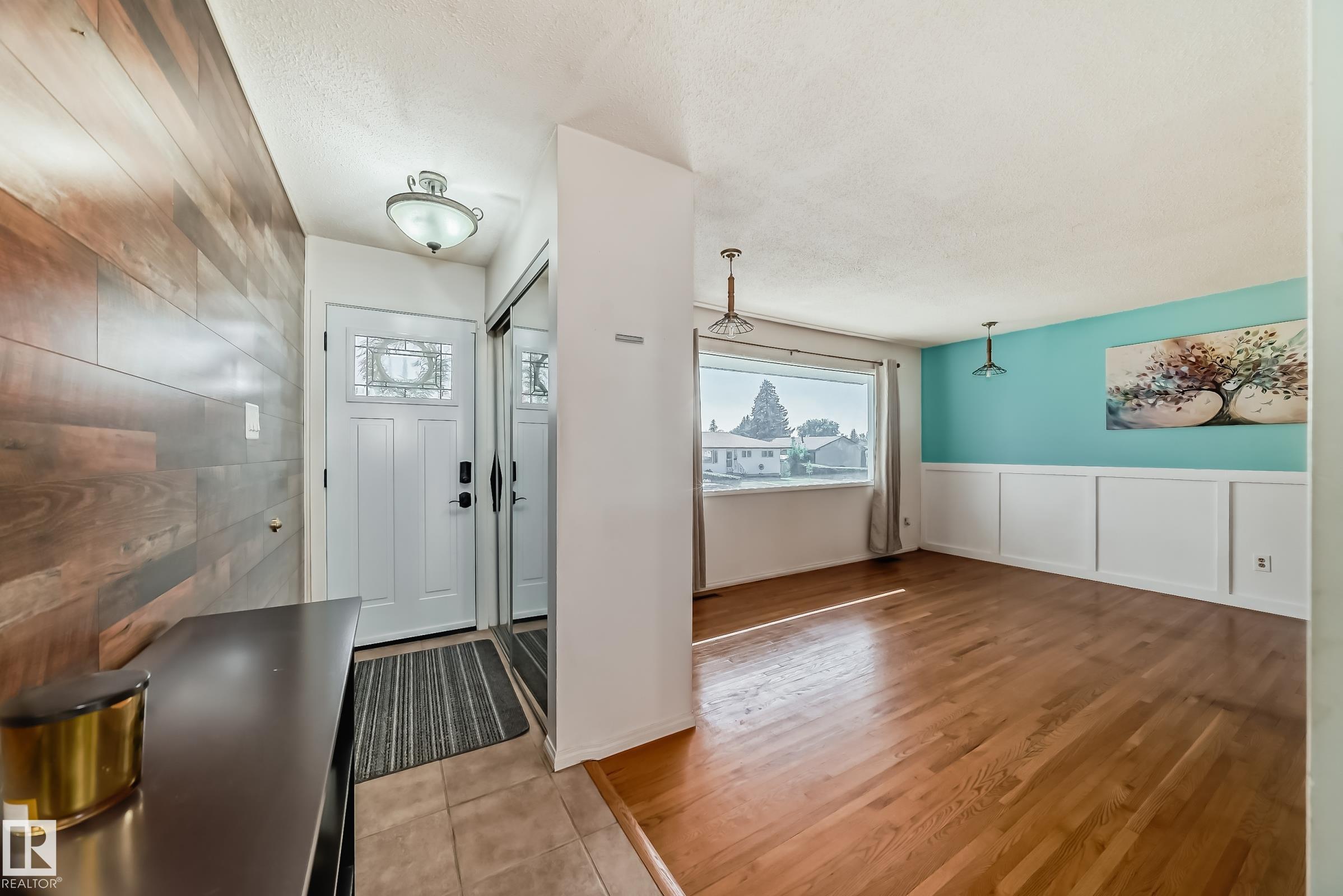Photo 6 at 6308 144a Avenue NW, Mcleod, Edmonton
