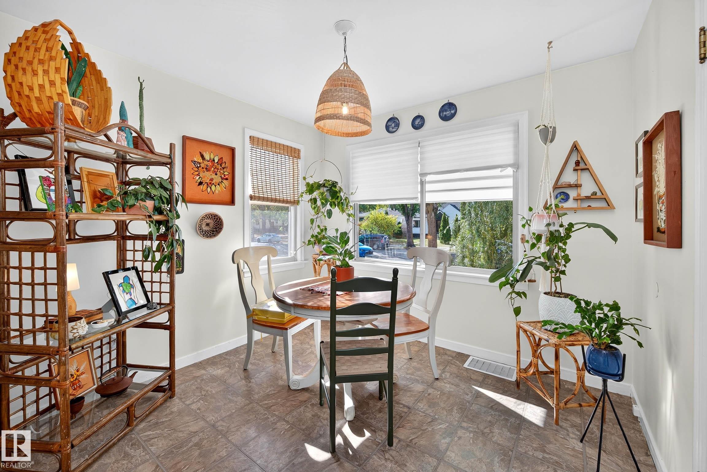 Picture for 12315 103 ST NW