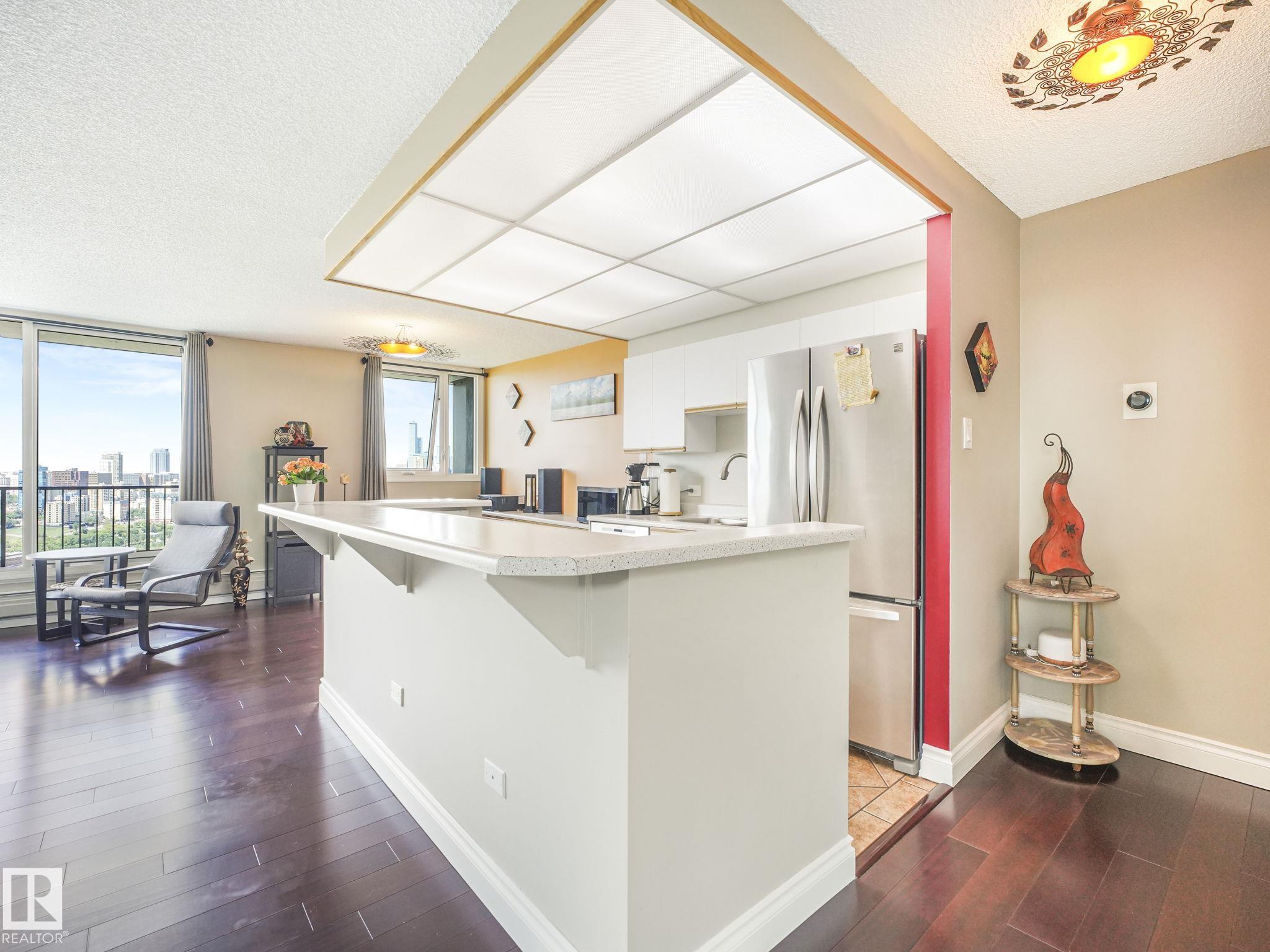 Photo 7 at 1902 - 10135 Saskatchewan Drive NW, Strathcona, Edmonton