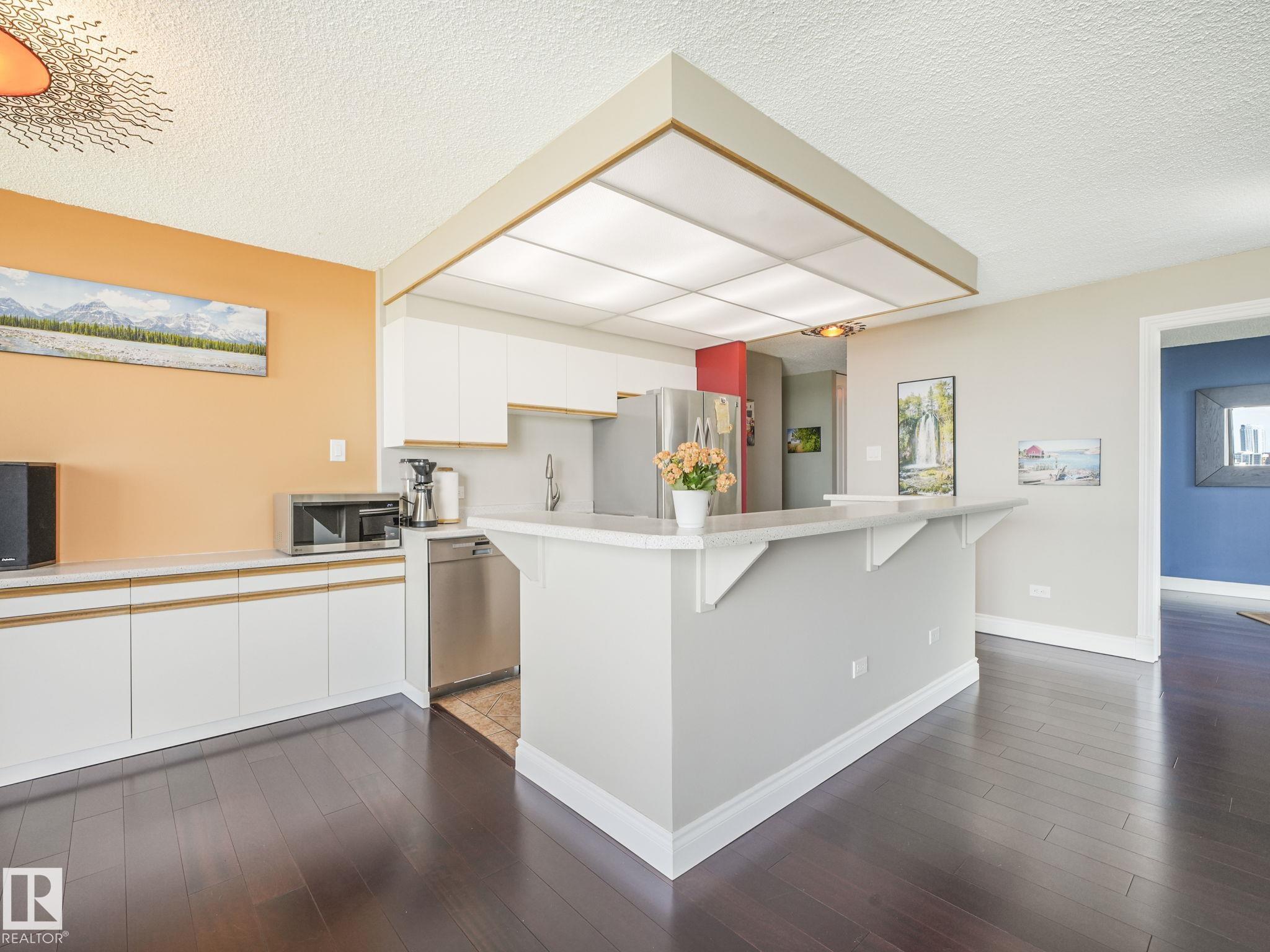 Photo 9 at 1902 - 10135 Saskatchewan Drive NW, Strathcona, Edmonton