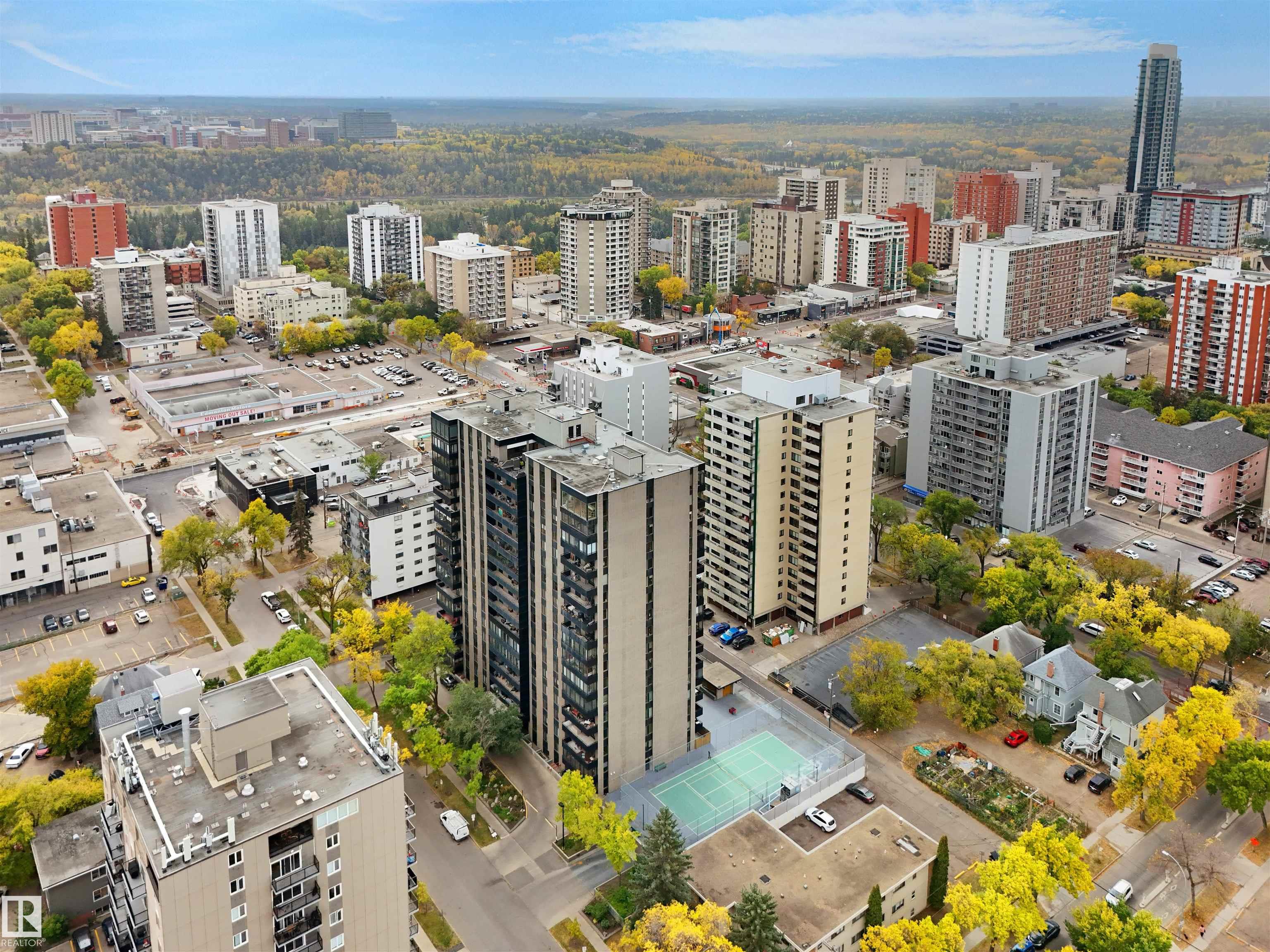 Photo 9 at 1604 - 10160 115 Street NW, Wîhkwêntôwin, Edmonton