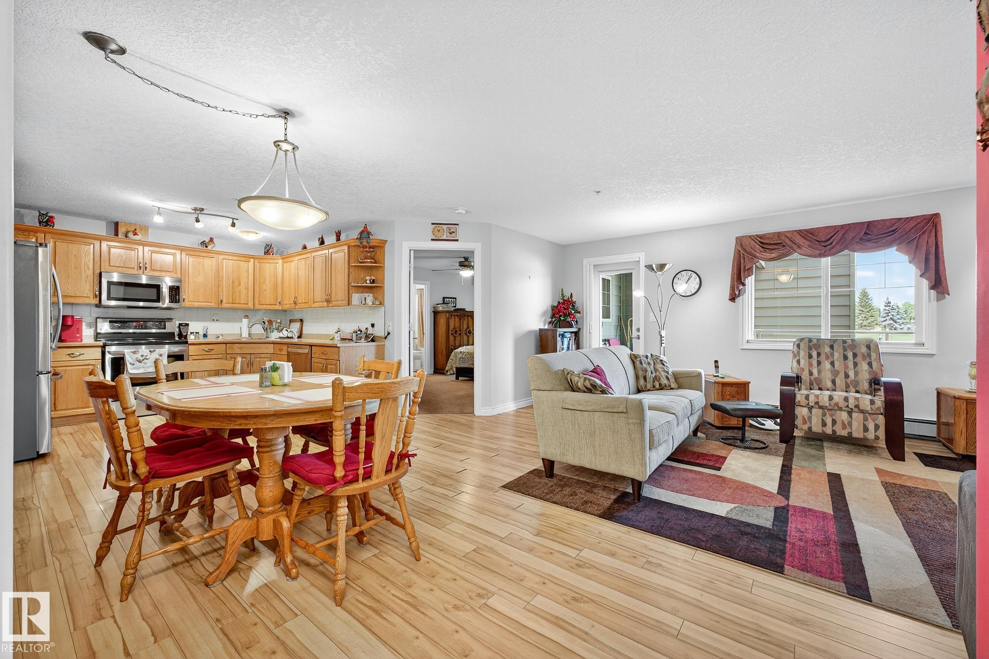 Photo 2 at 202 - 9995 93 Avenue, Sherridon Heights, Fort Saskatchewan