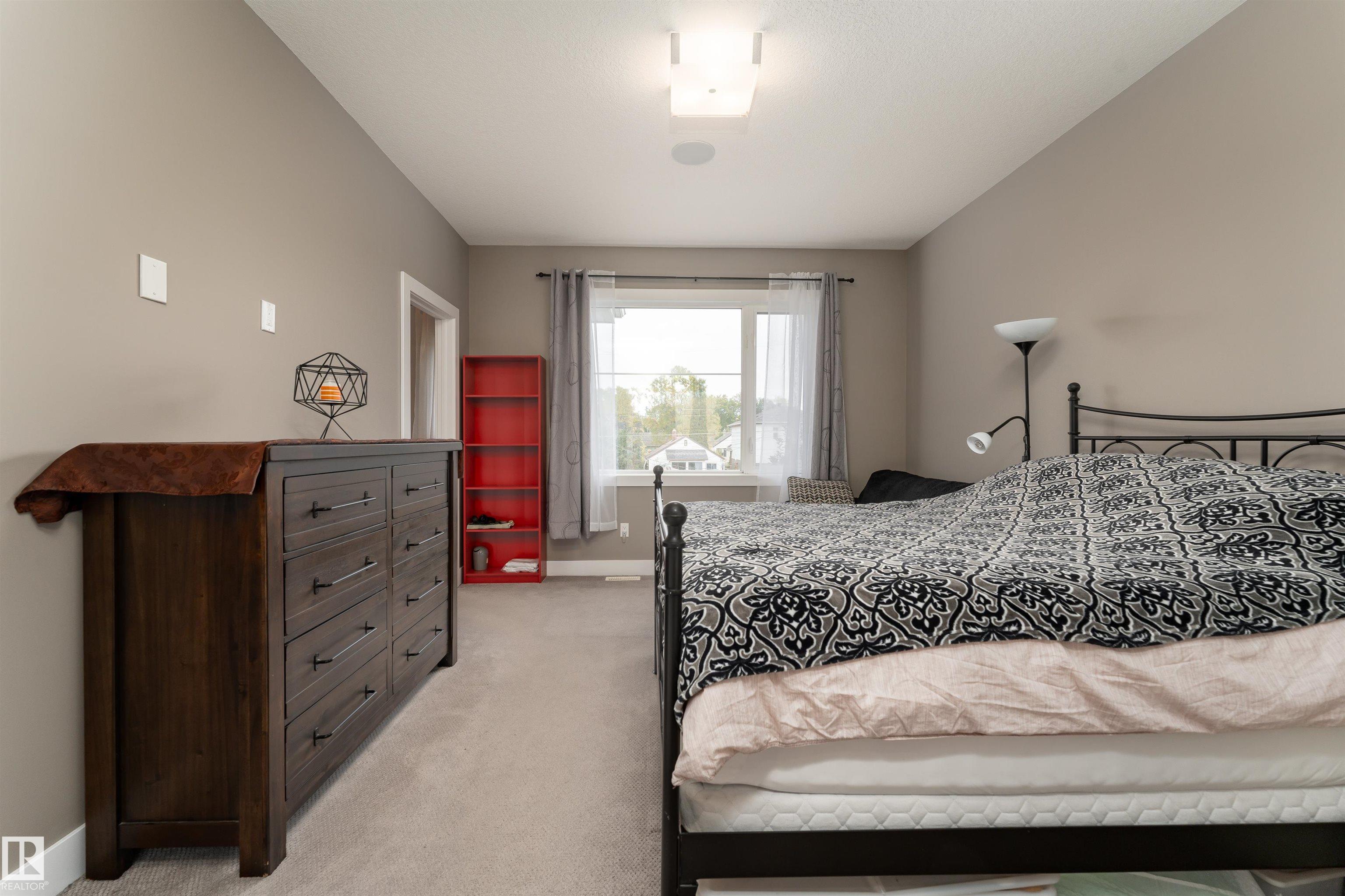 Photo 14 at 10706 67 Avenue NW, Allendale, Edmonton