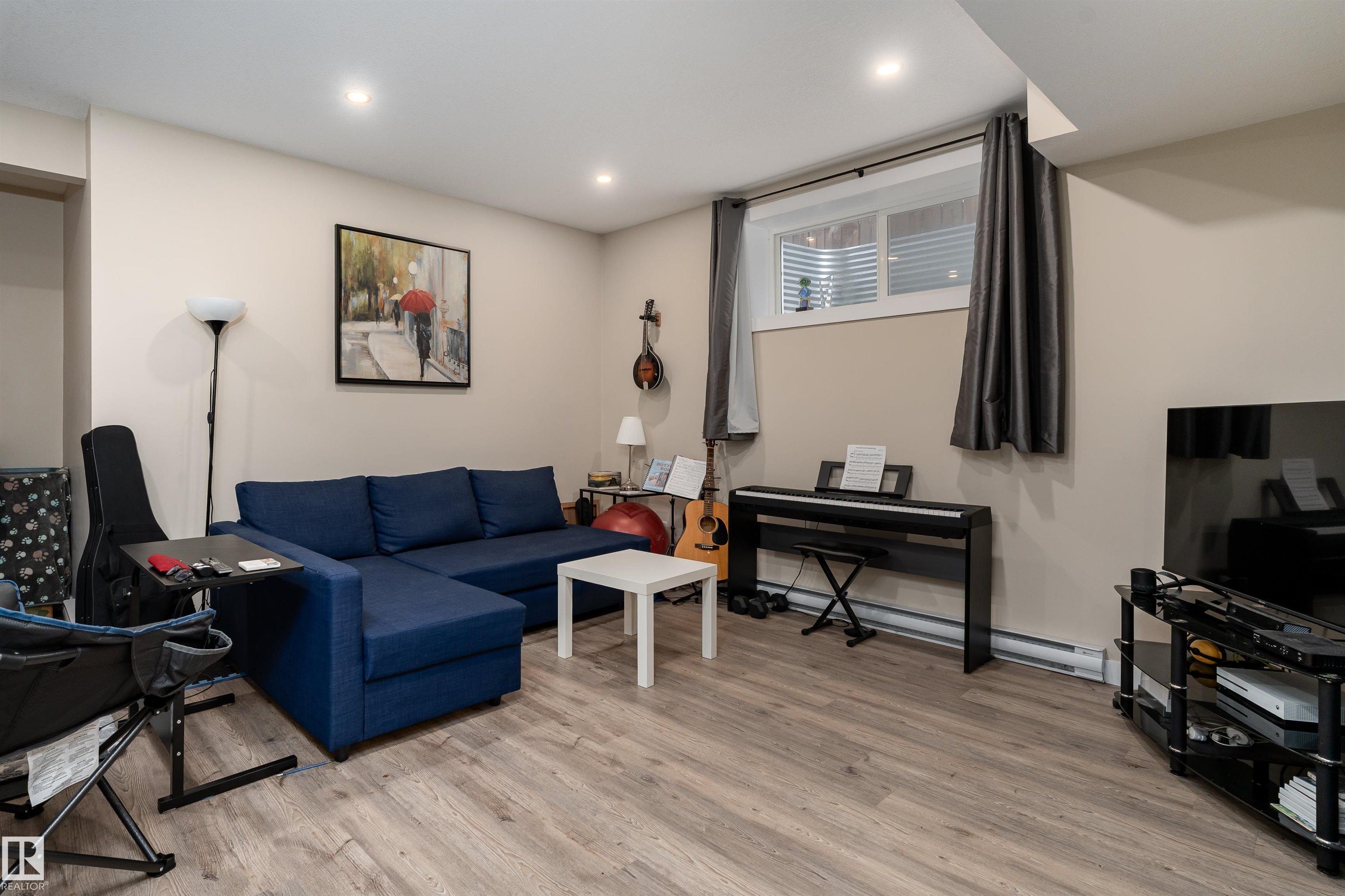 Photo 34 at 10706 67 Avenue NW, Allendale, Edmonton