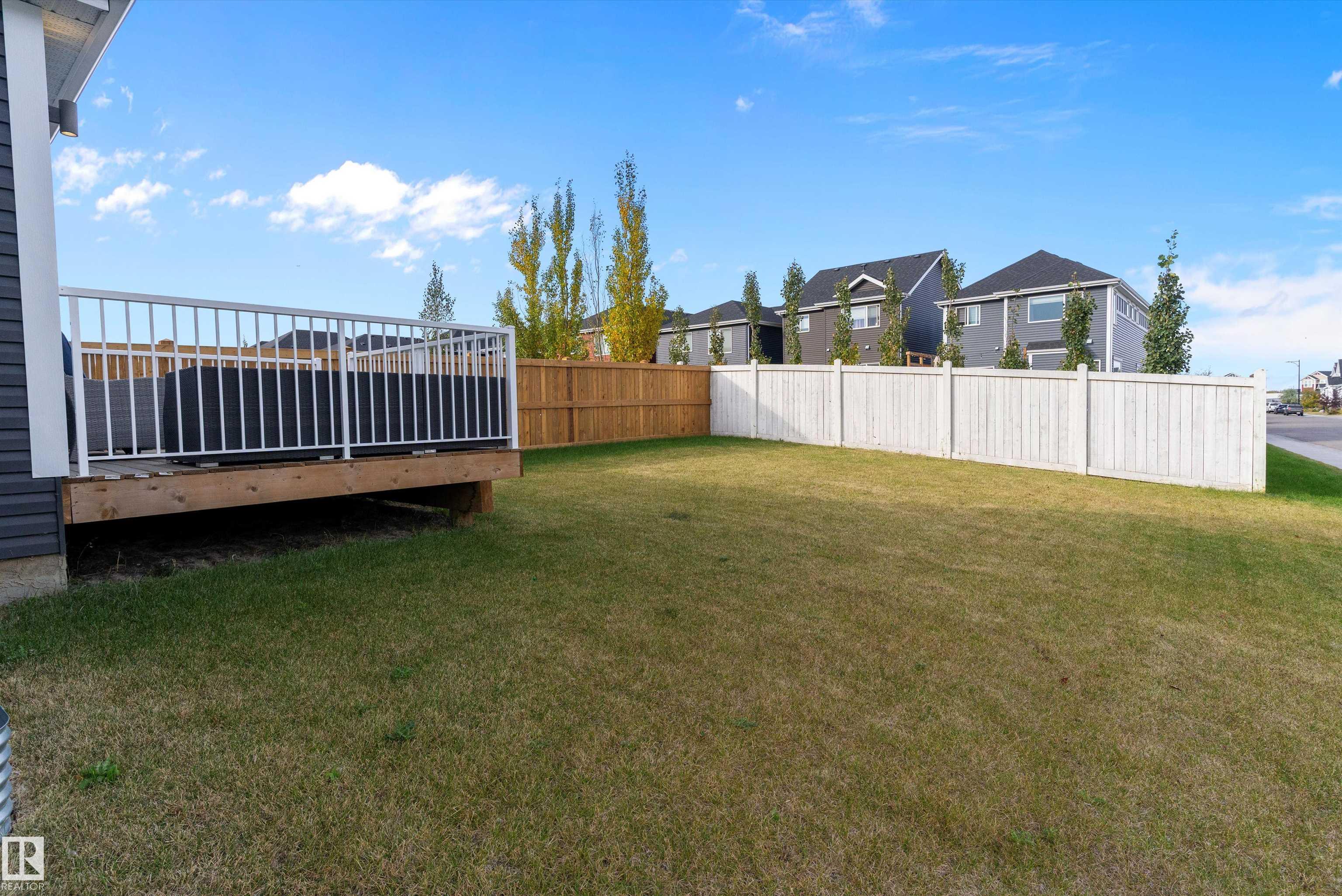 Photo 28 at 560 Stout Bend, Southfork, Leduc