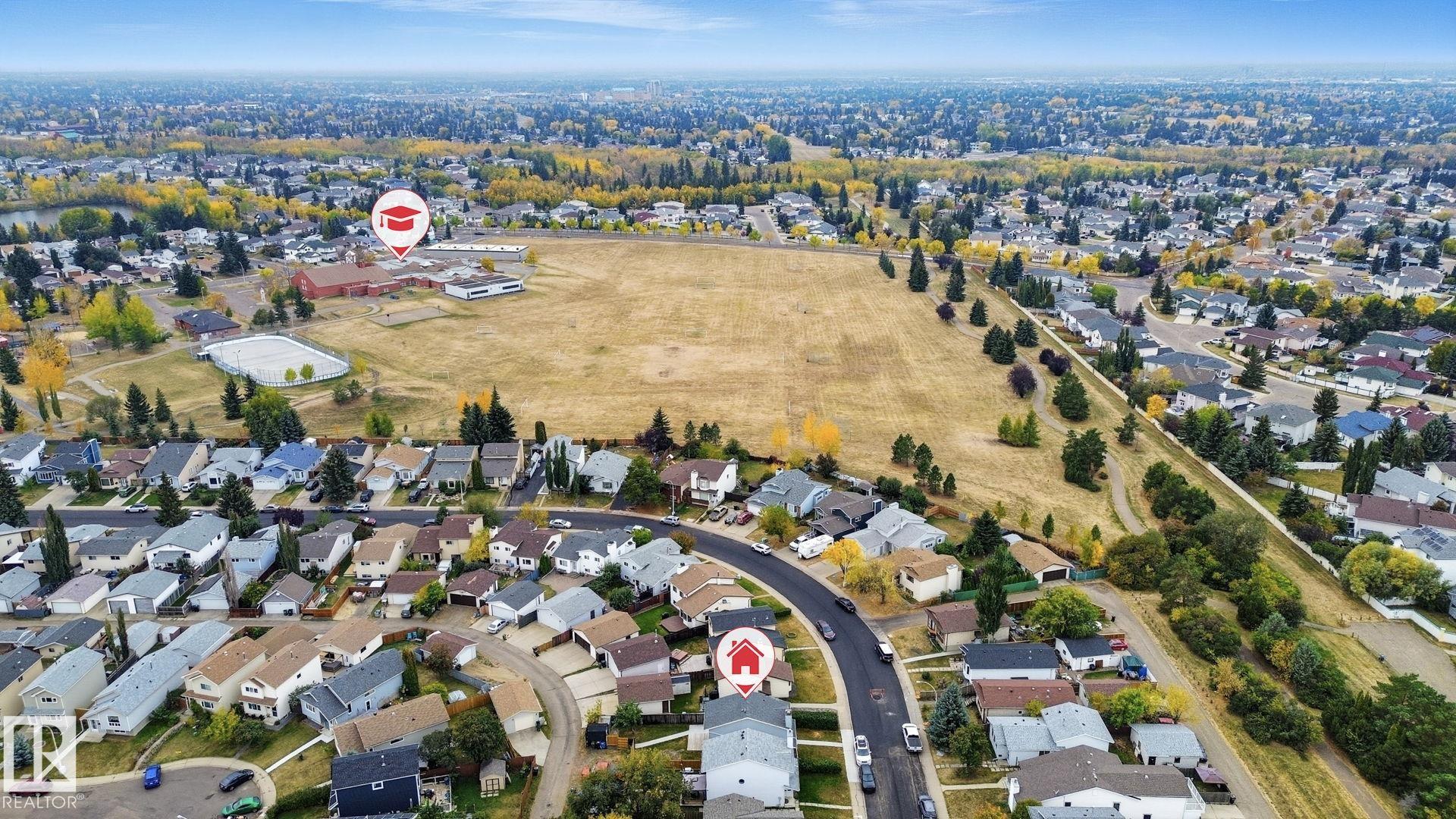 Photo 29 at 142 Kiniski Crescent NW, Kiniski Gardens, Edmonton