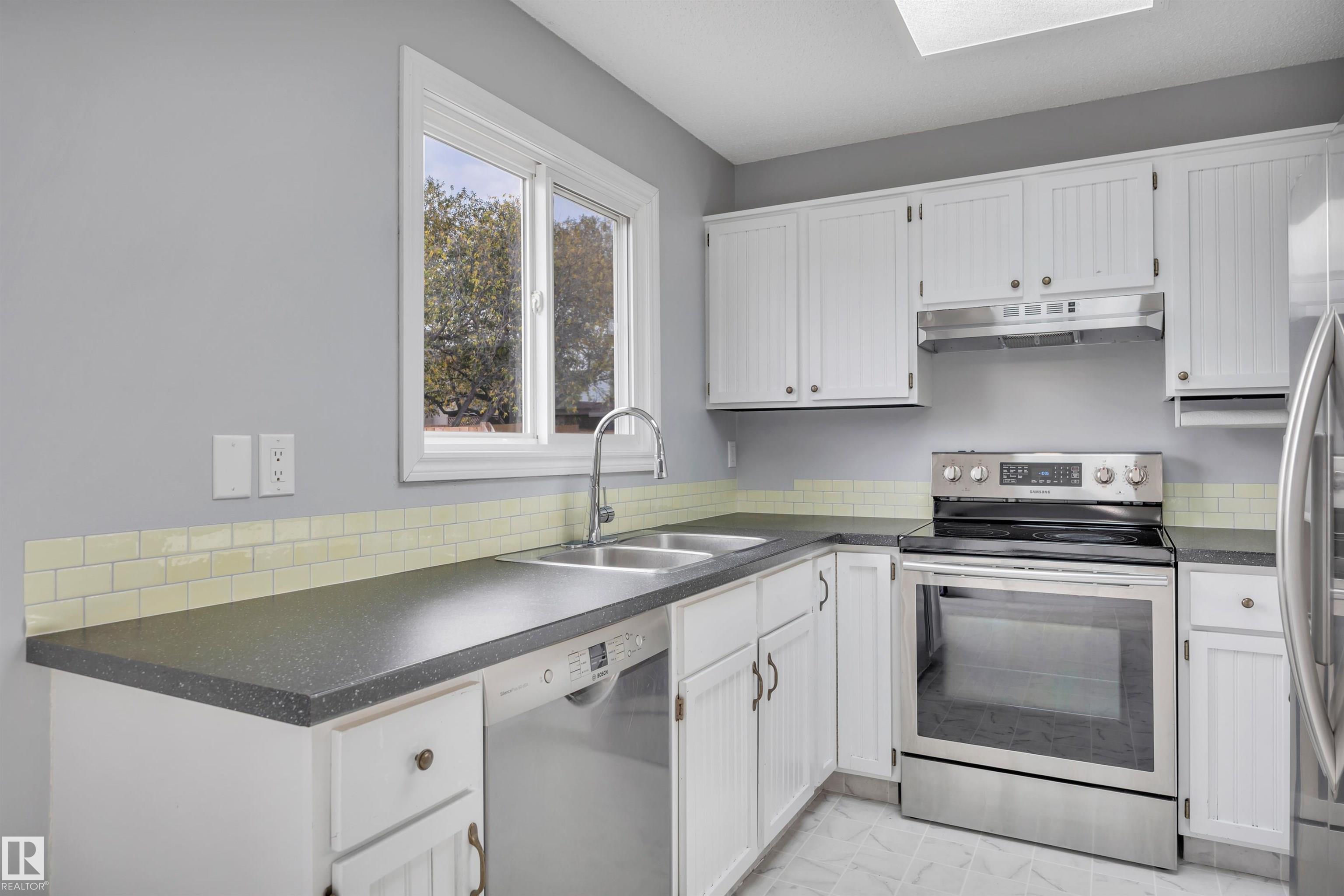 Photo 14 at 4323 South Park Drive, South Park, Leduc