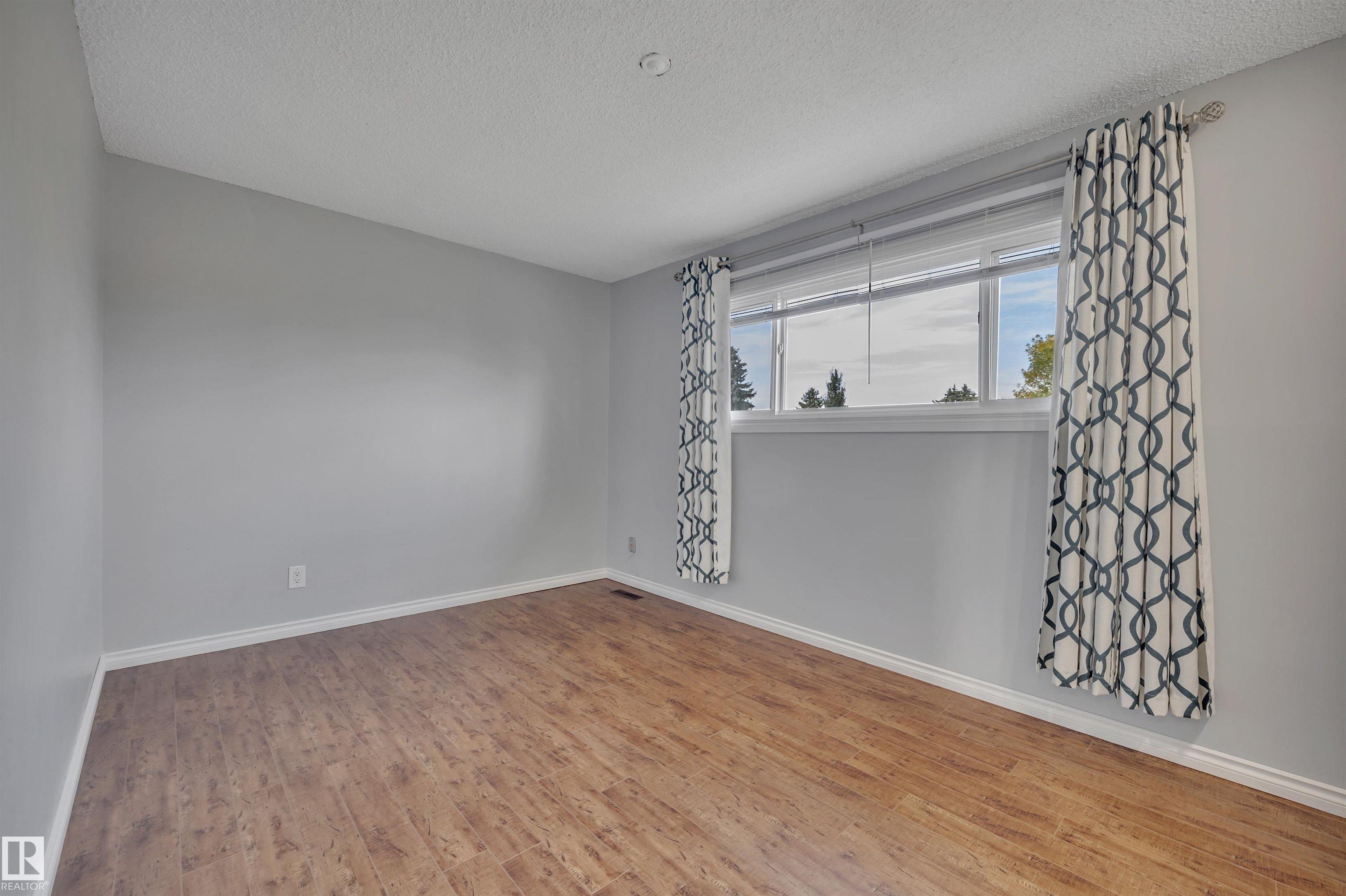 Photo 22 at 4323 South Park Drive, South Park, Leduc