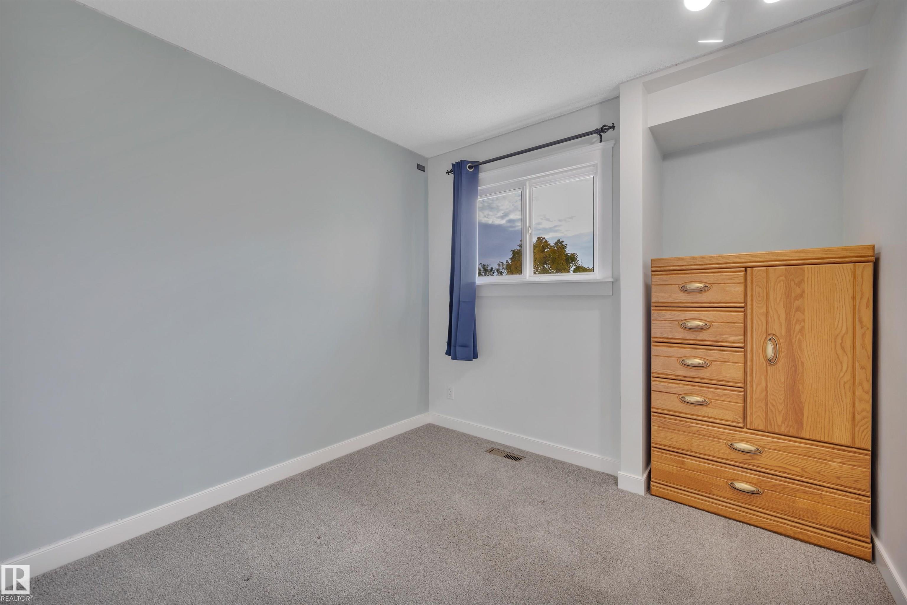 Photo 28 at 4323 South Park Drive, South Park, Leduc