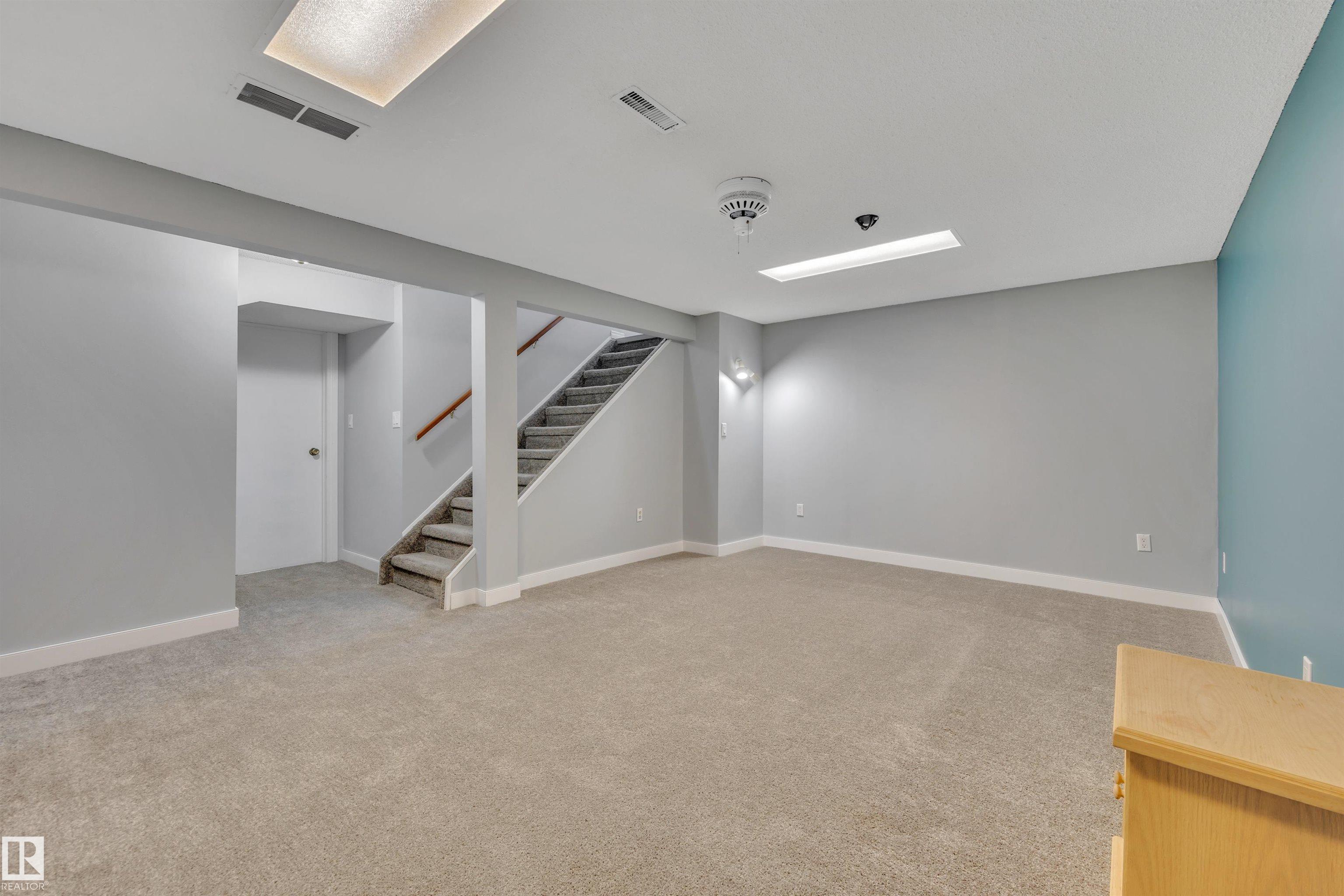 Photo 33 at 4323 South Park Drive, South Park, Leduc