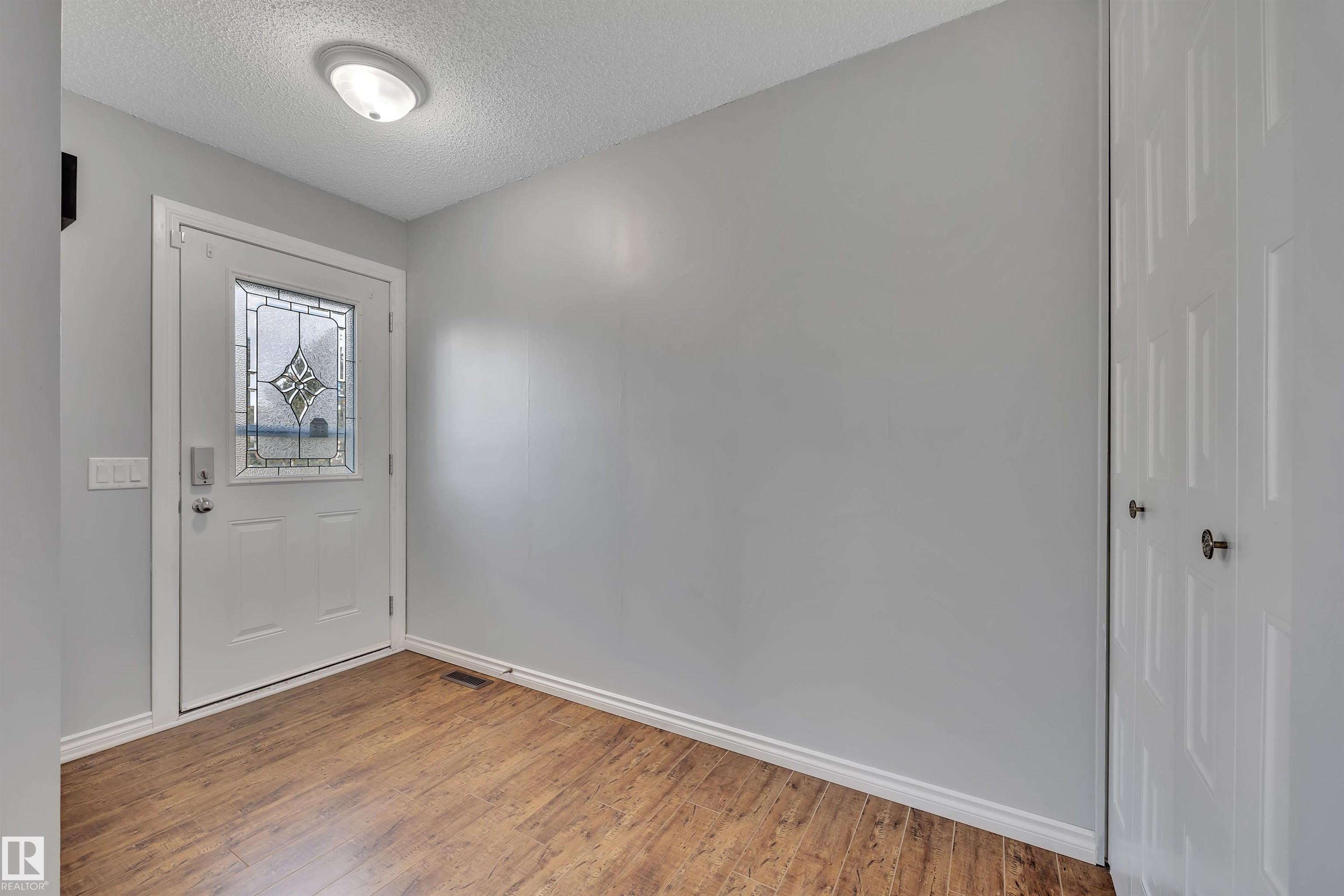 Photo 6 at 4323 South Park Drive, South Park, Leduc