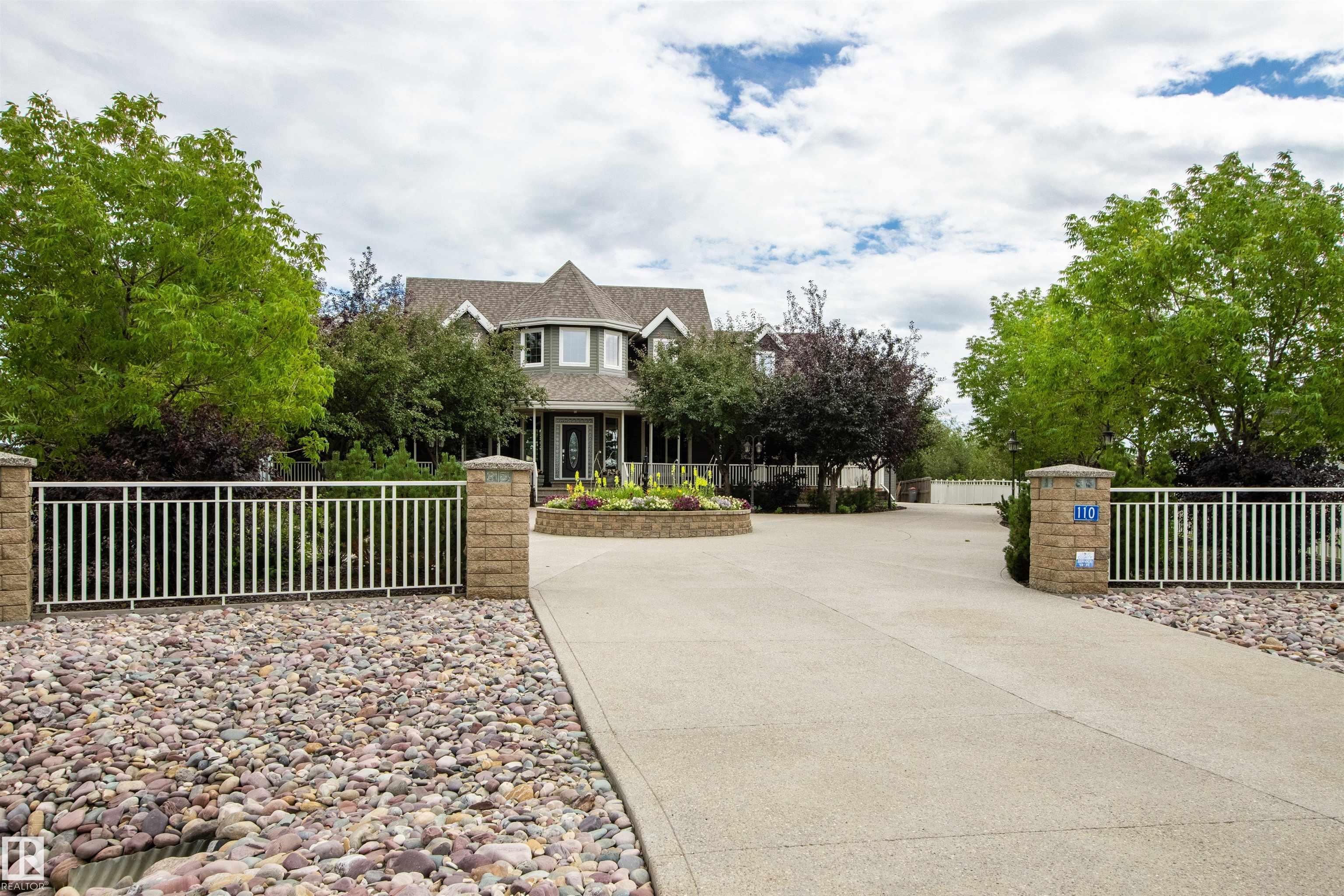 Photo 3 at 110,50565 Rge Road 245, Lukas Estates, Rural Leduc County