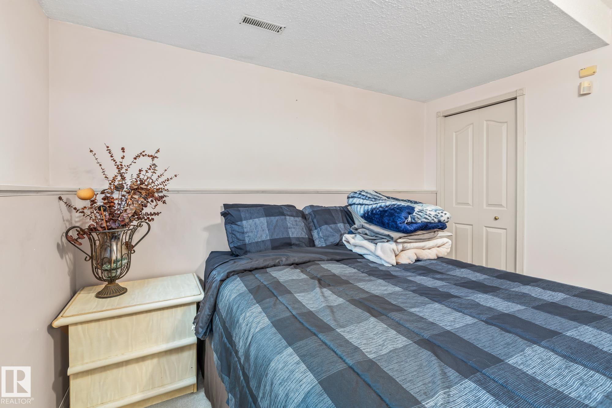 Photo 15 at 14520 37 Street NW, Kirkness, Edmonton