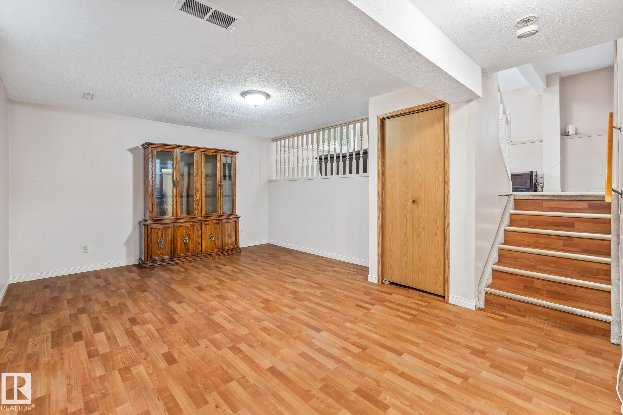 Photo 16 at 14520 37 Street NW, Kirkness, Edmonton