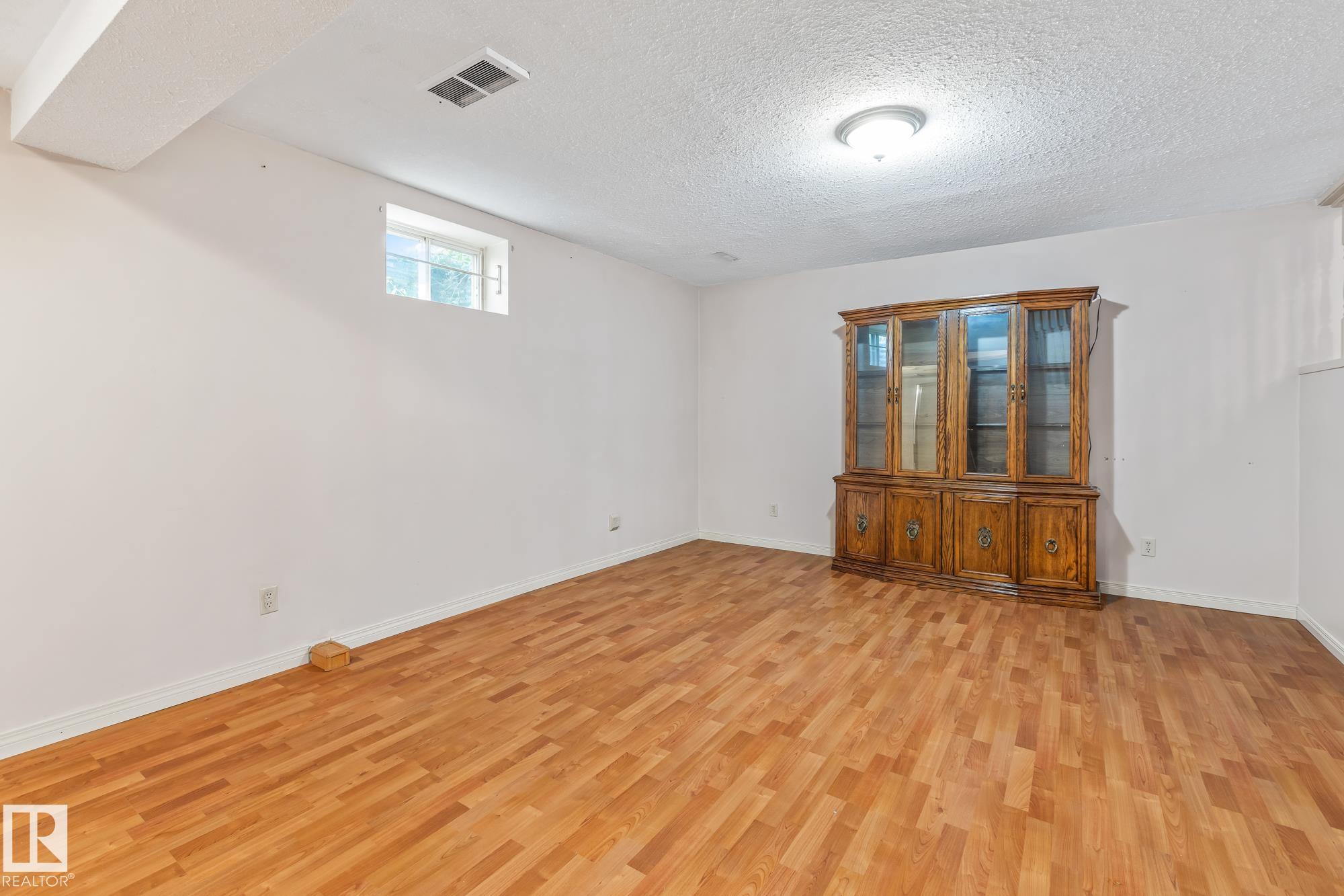 Photo 17 at 14520 37 Street NW, Kirkness, Edmonton
