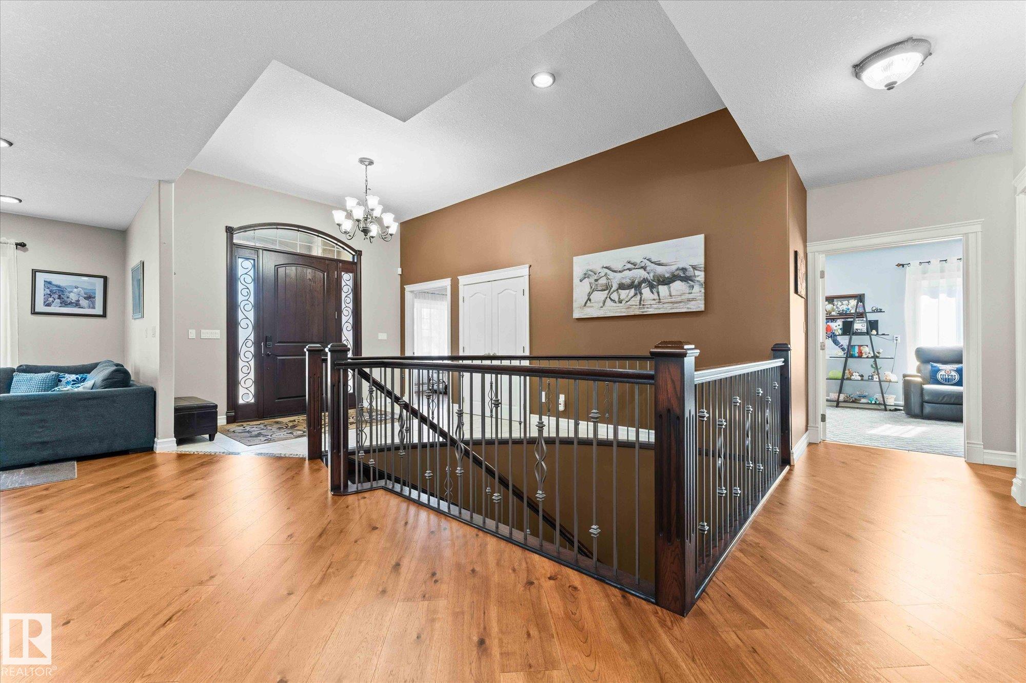 Photo 19 at 10516 158 Street NW, Britannia Youngstown, Edmonton