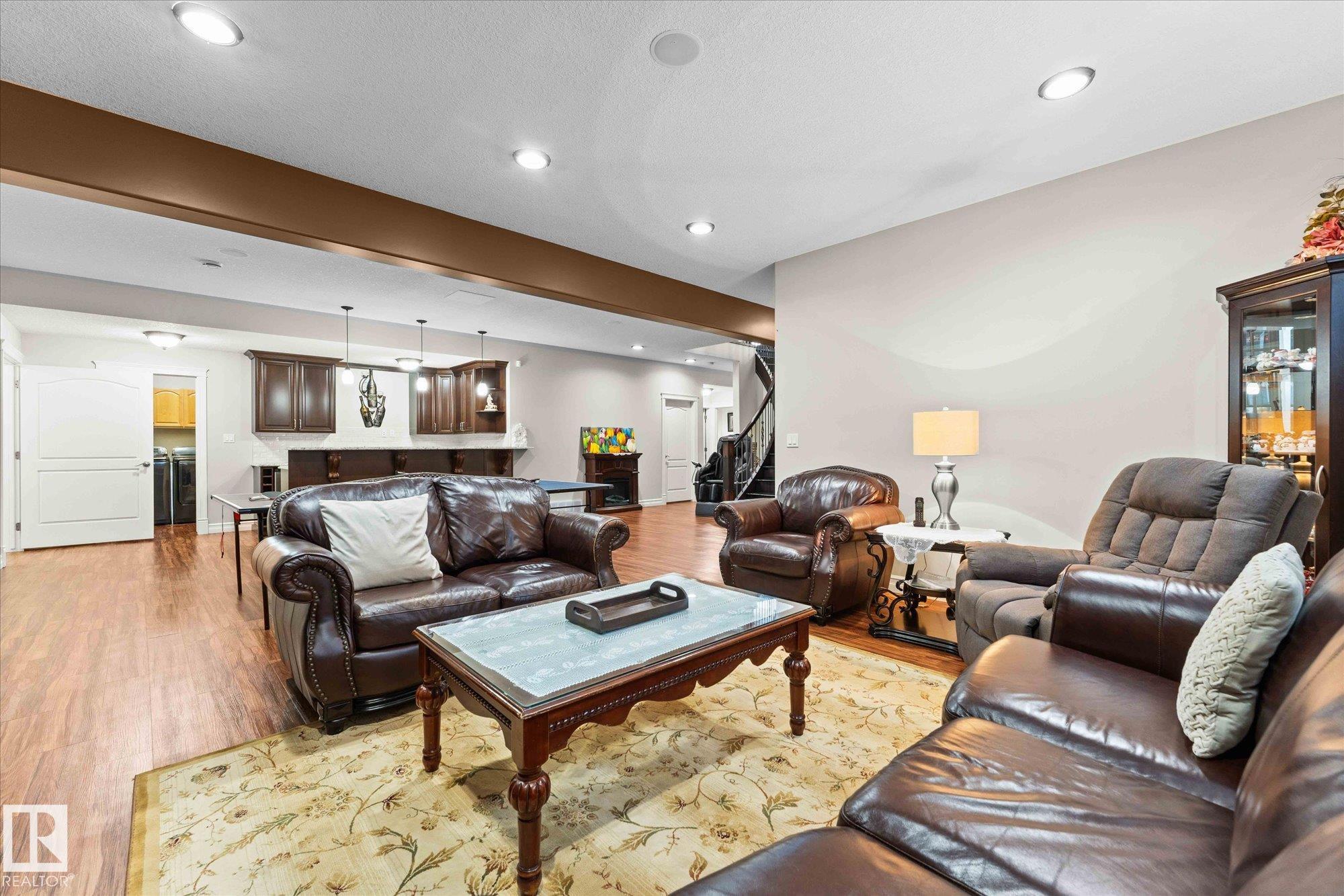 Photo 35 at 10516 158 Street NW, Britannia Youngstown, Edmonton