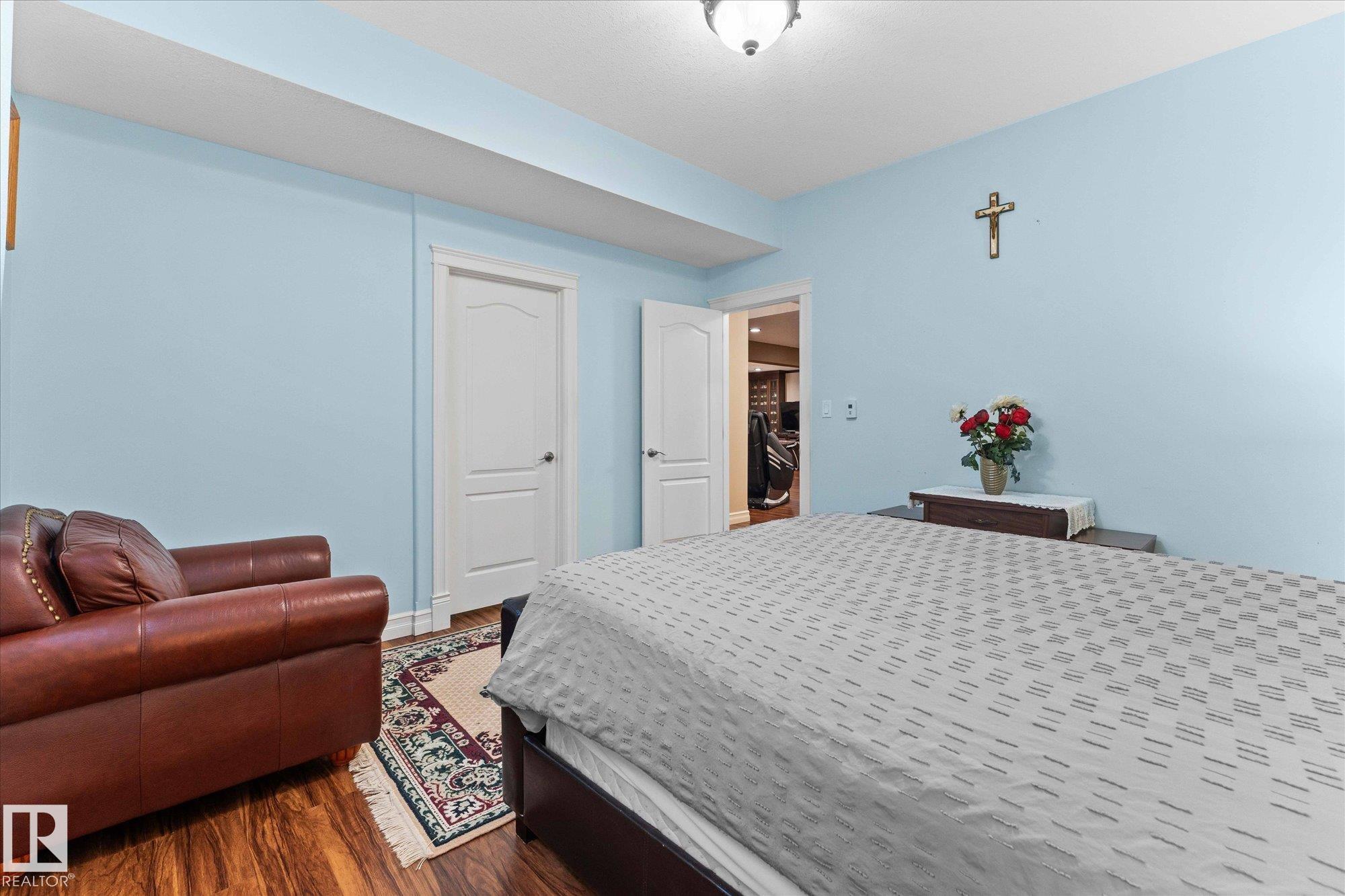 Photo 46 at 10516 158 Street NW, Britannia Youngstown, Edmonton