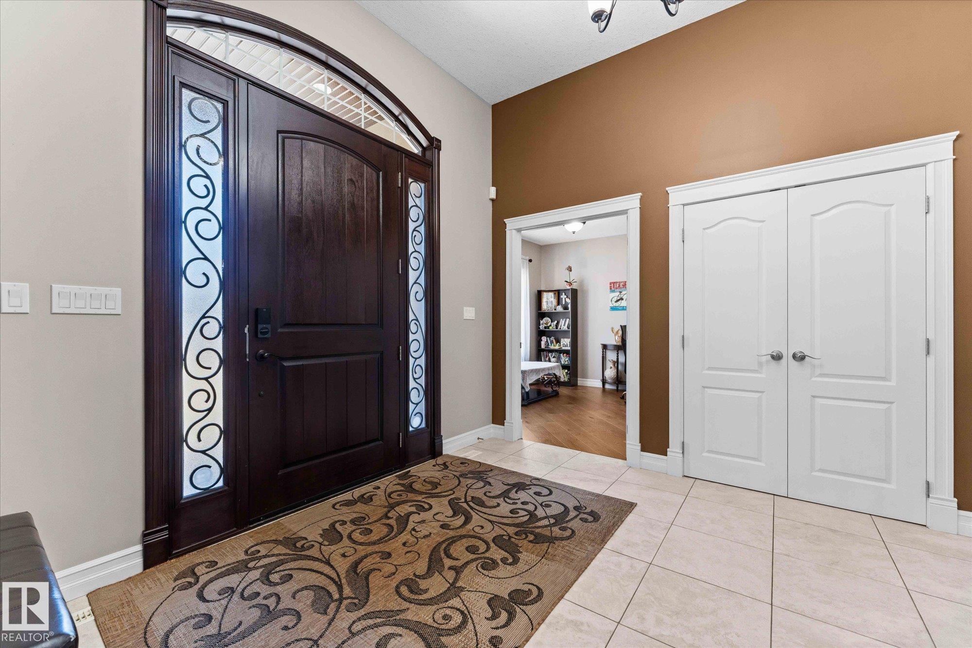 Photo 6 at 10516 158 Street NW, Britannia Youngstown, Edmonton