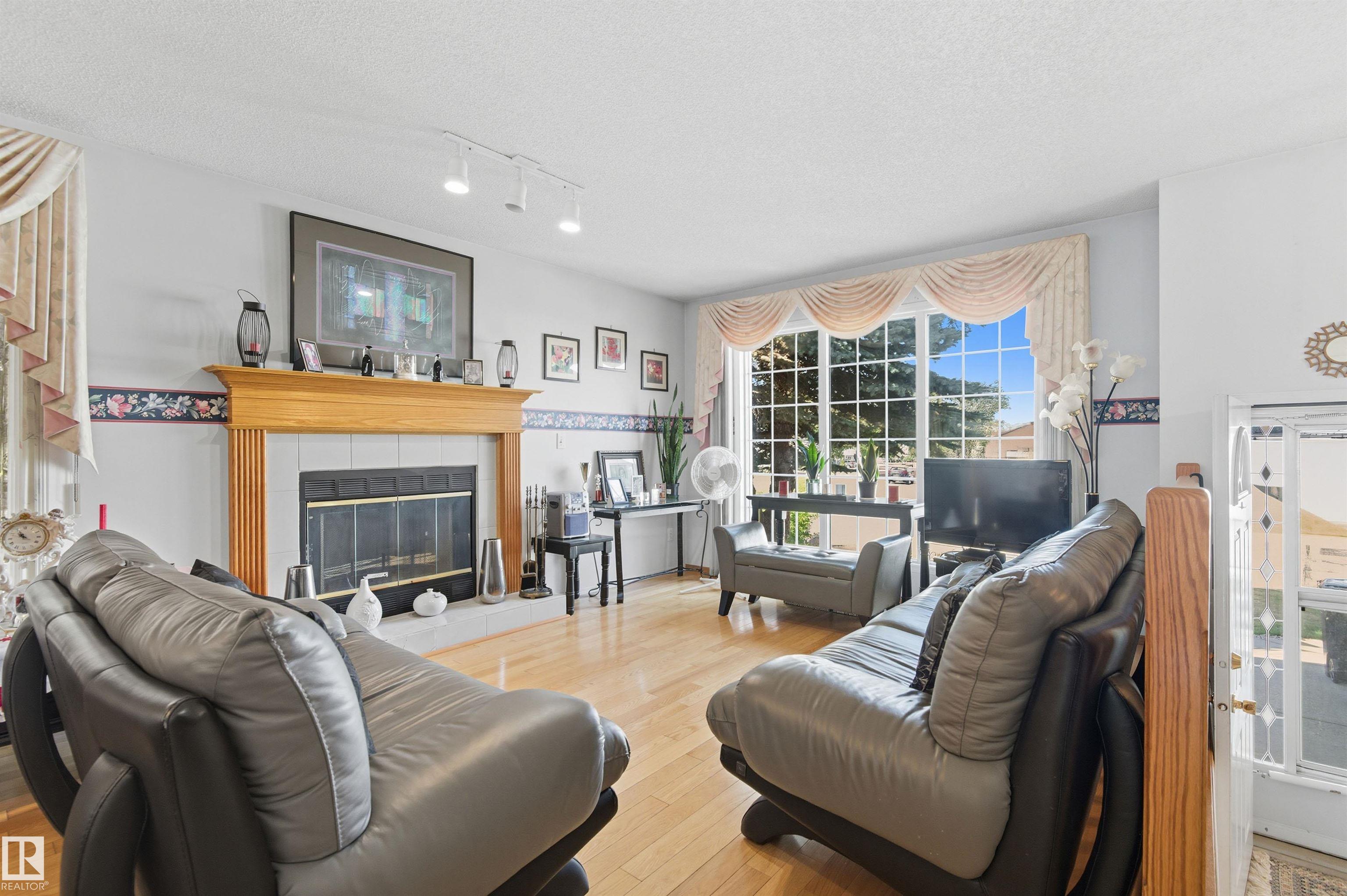 Photo 6 at 6315 162 Avenue NW, Matt Berry, Edmonton