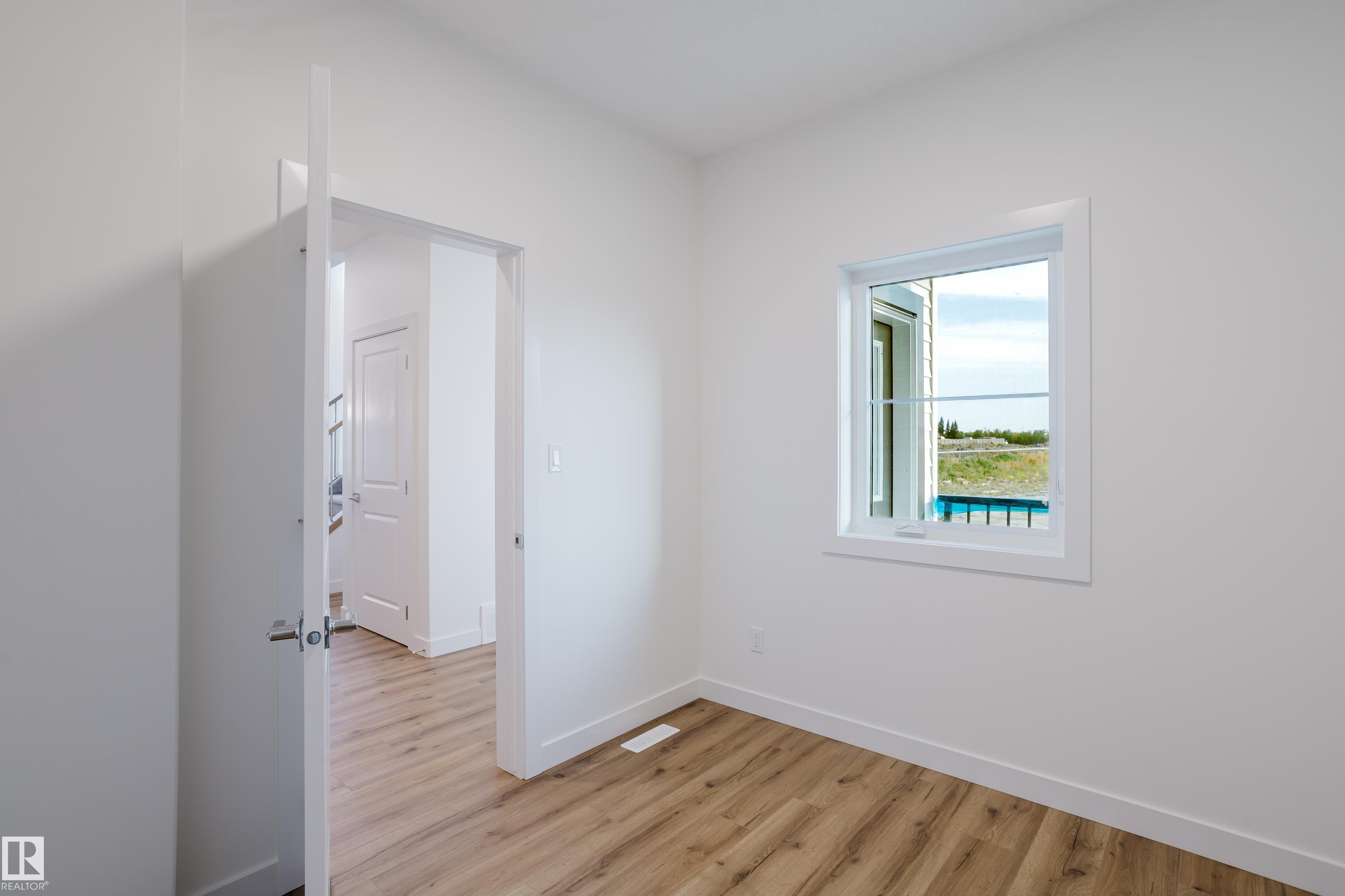 Photo 6 at 144 Mitchell Bend, Meadowview Park, Leduc
