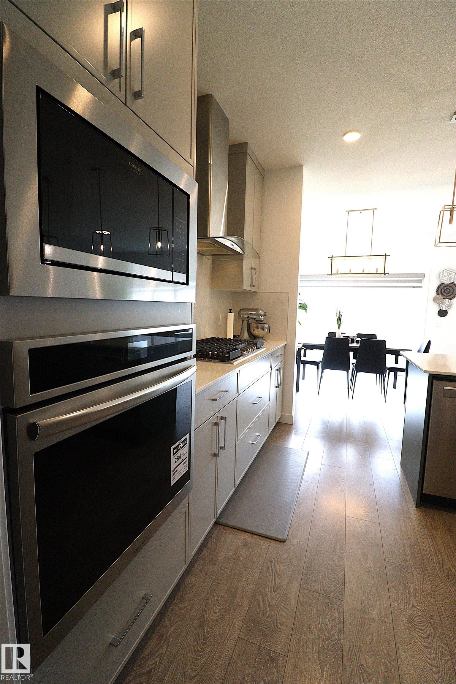 Photo 11 at 2888 Coughlan Green SW, Chappelle Area, Edmonton