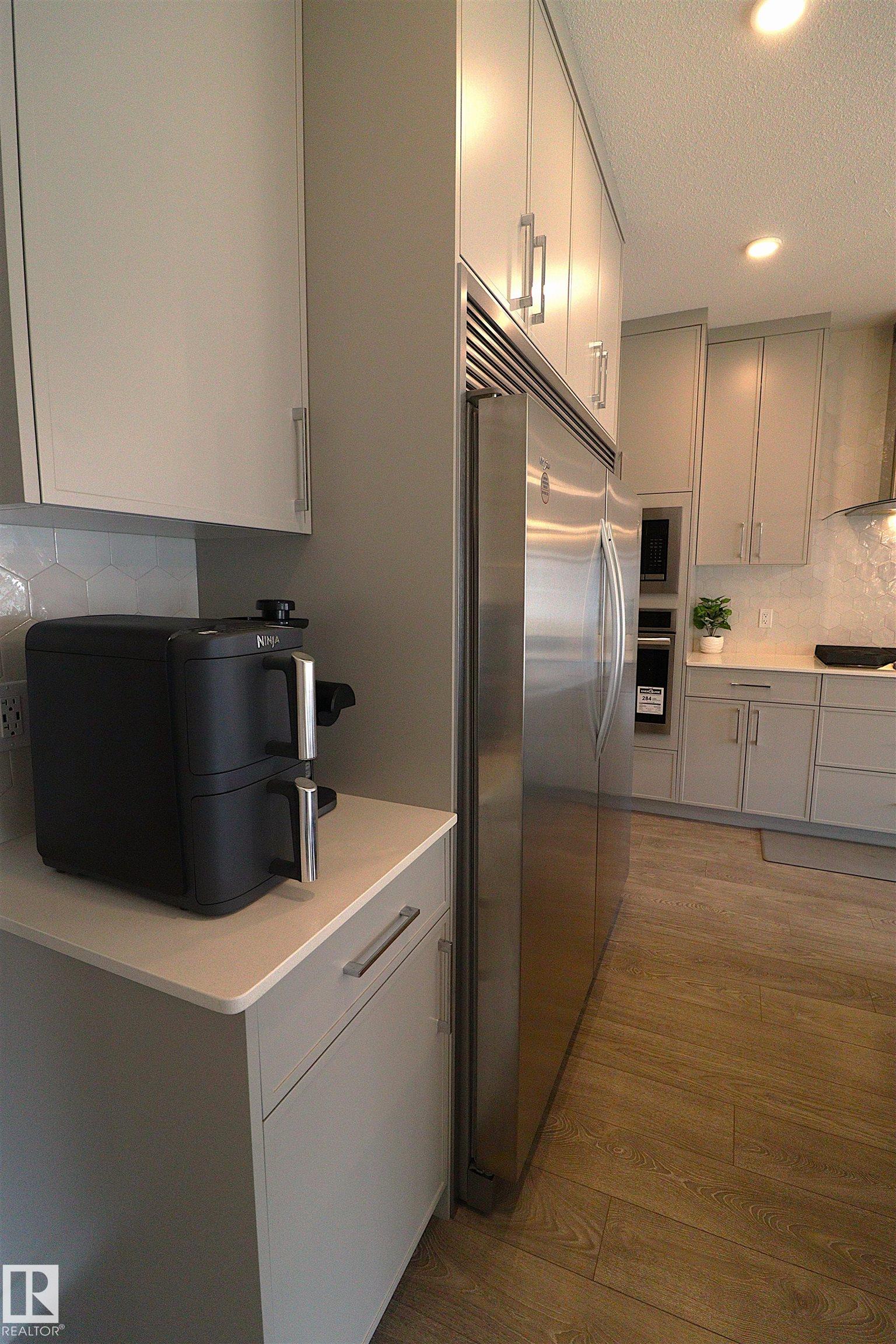 Photo 9 at 2888 Coughlan Green SW, Chappelle Area, Edmonton