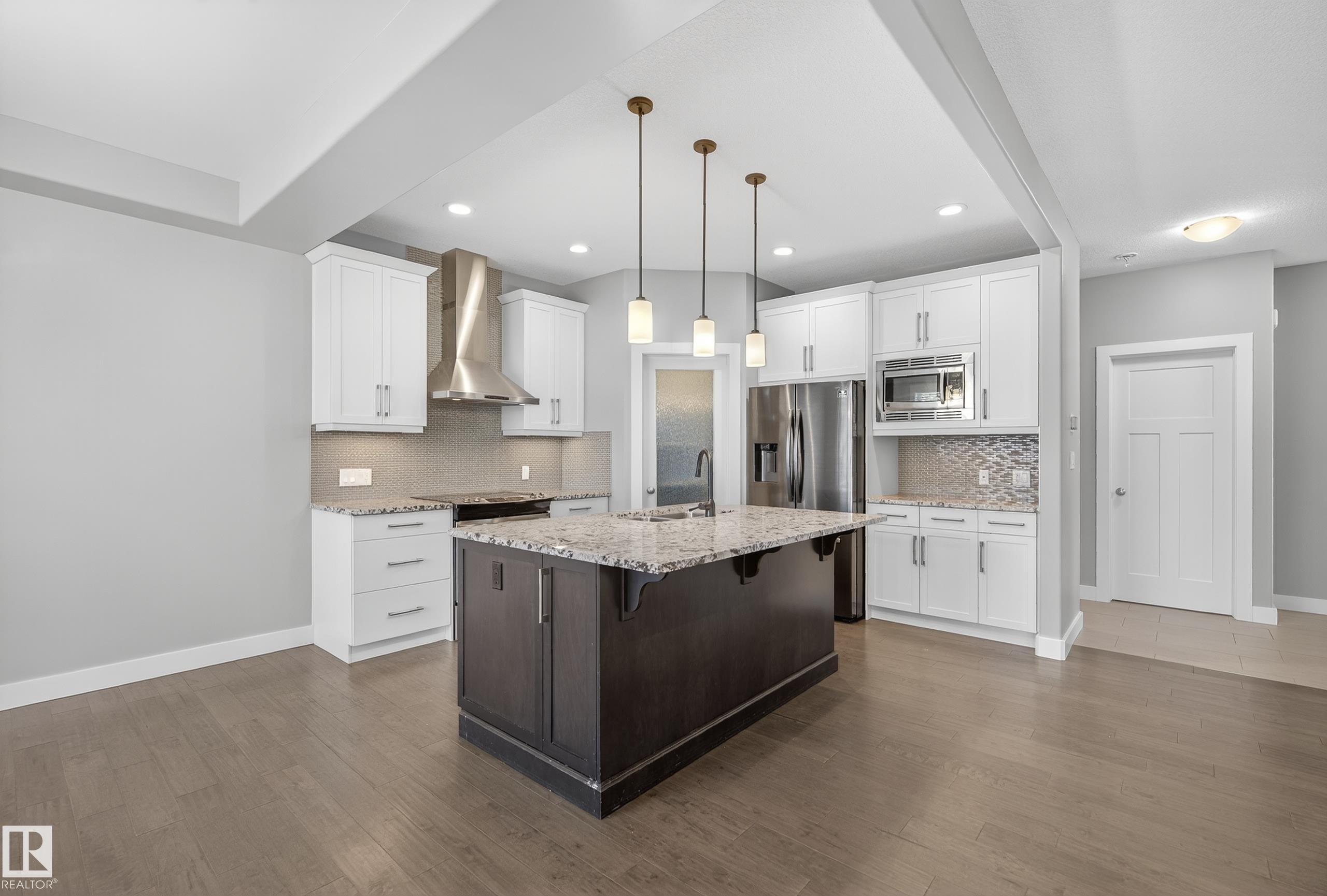 Photo 4 at 2 Ellice Bend, South Pointe, Fort Saskatchewan