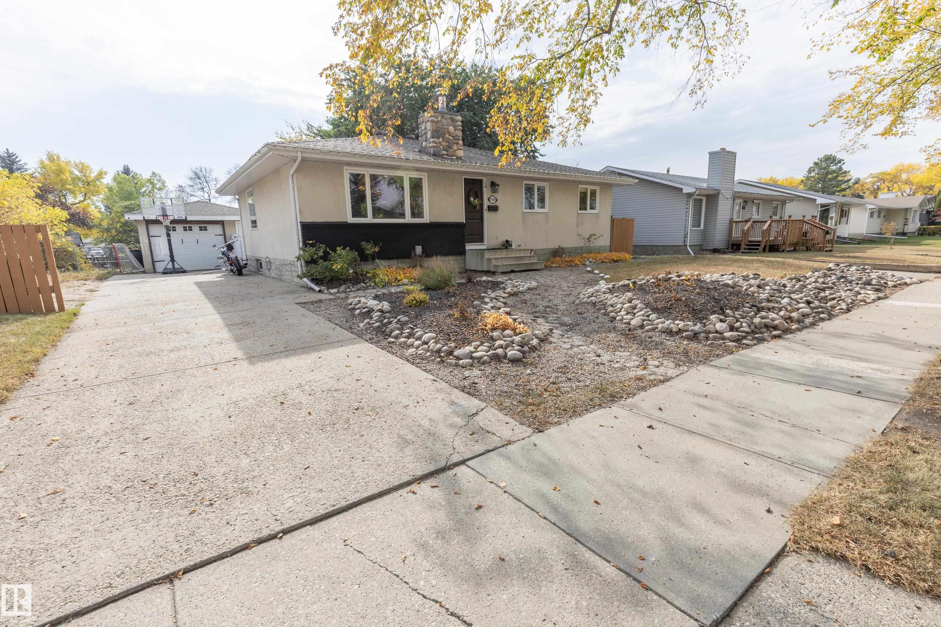 Photo 3 at 9709 93 Avenue, Sherridon Heights, Fort Saskatchewan