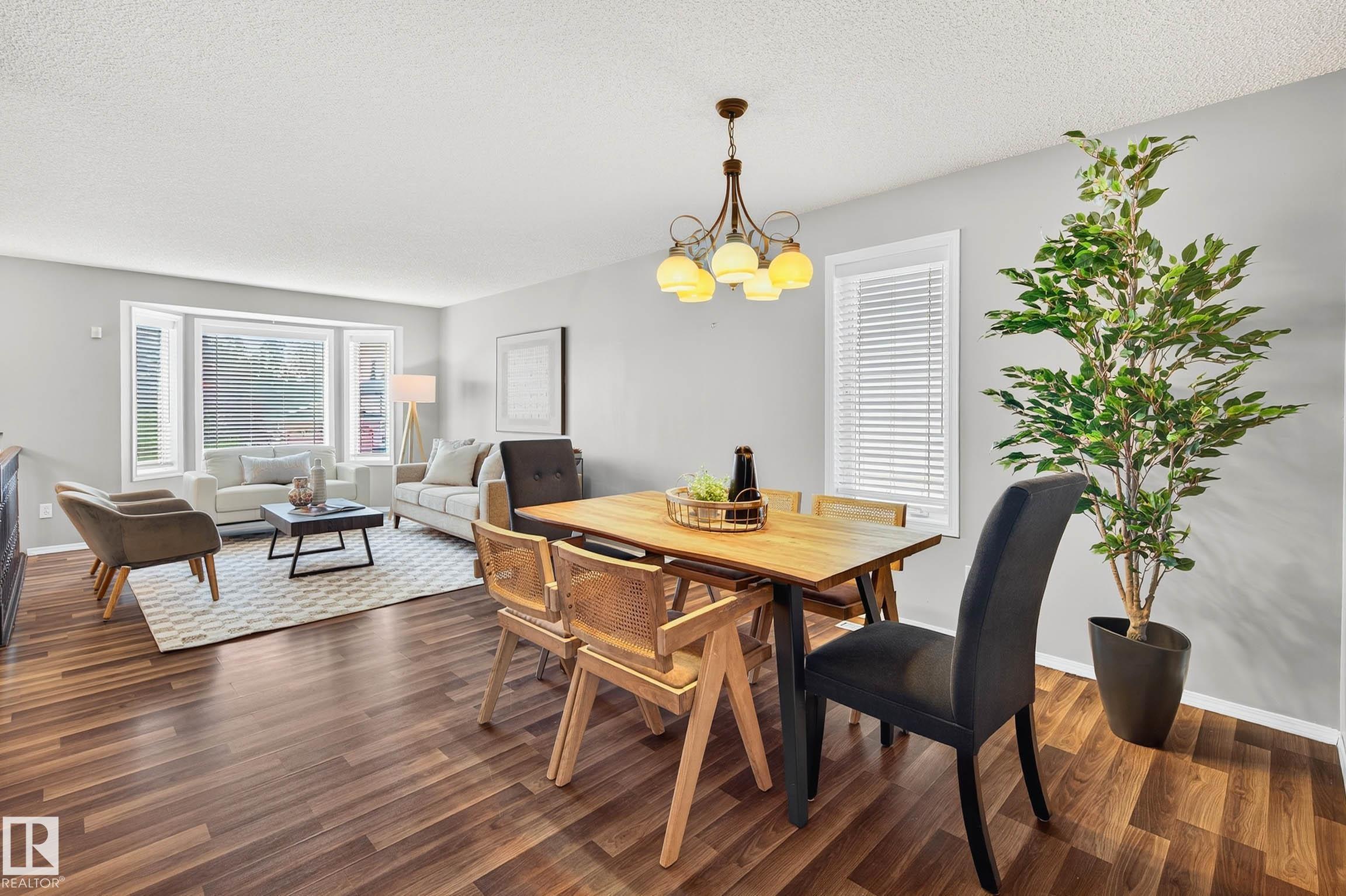 Photo 12 at 1079 Jones Crescent NW, Jackson Heights, Edmonton