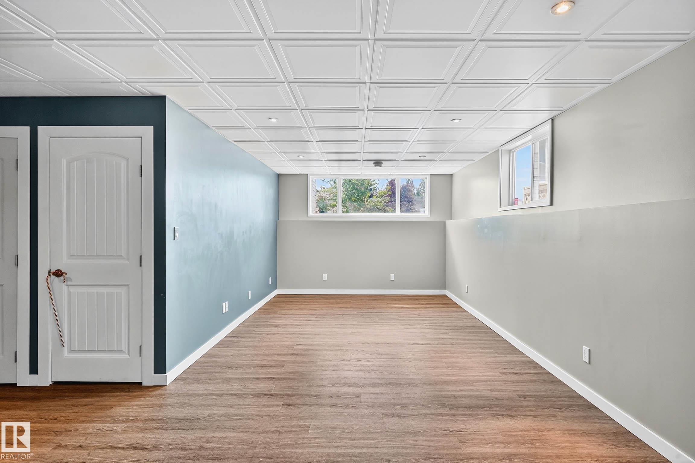 Photo 31 at 1079 Jones Crescent NW, Jackson Heights, Edmonton