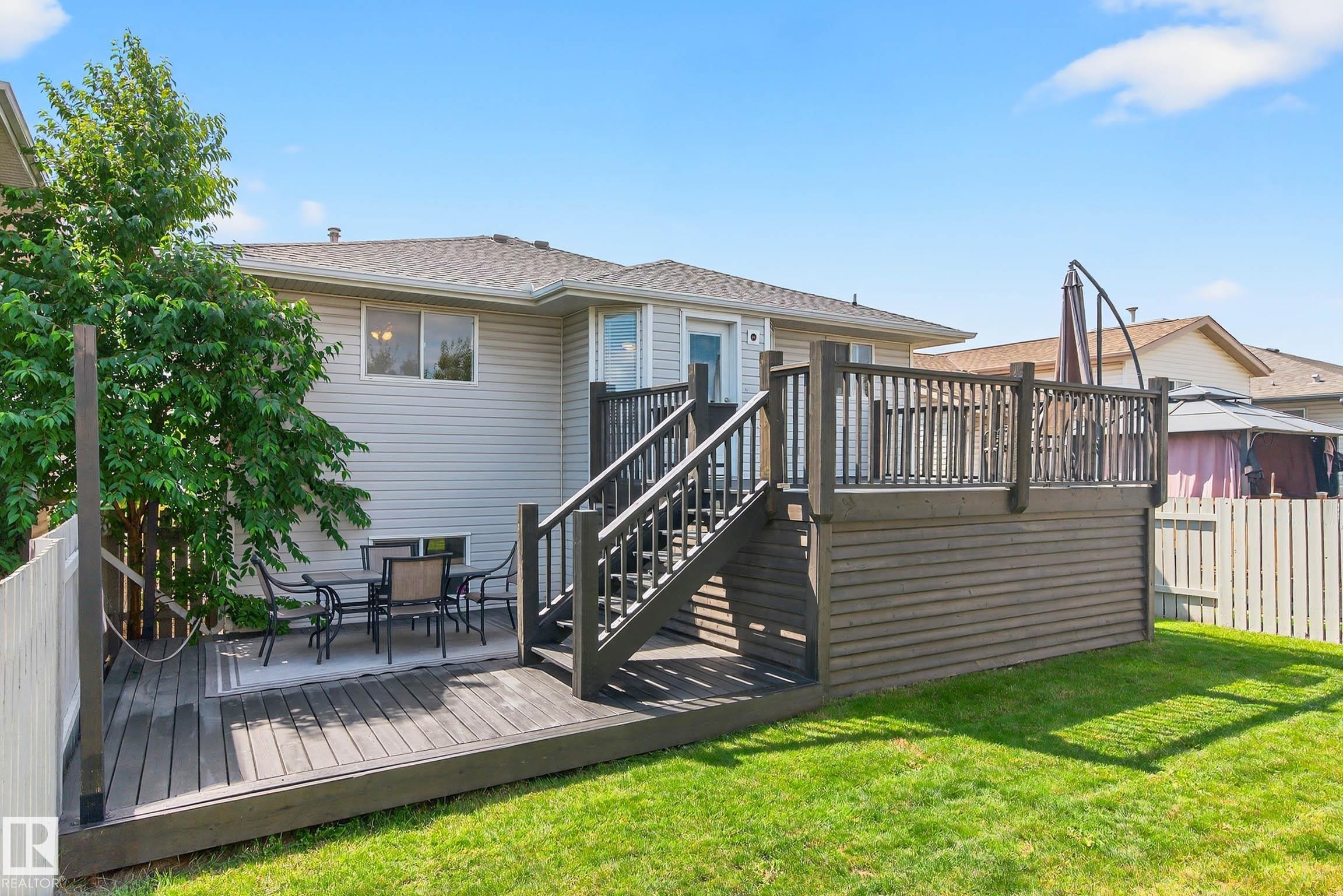 Photo 39 at 1079 Jones Crescent NW, Jackson Heights, Edmonton