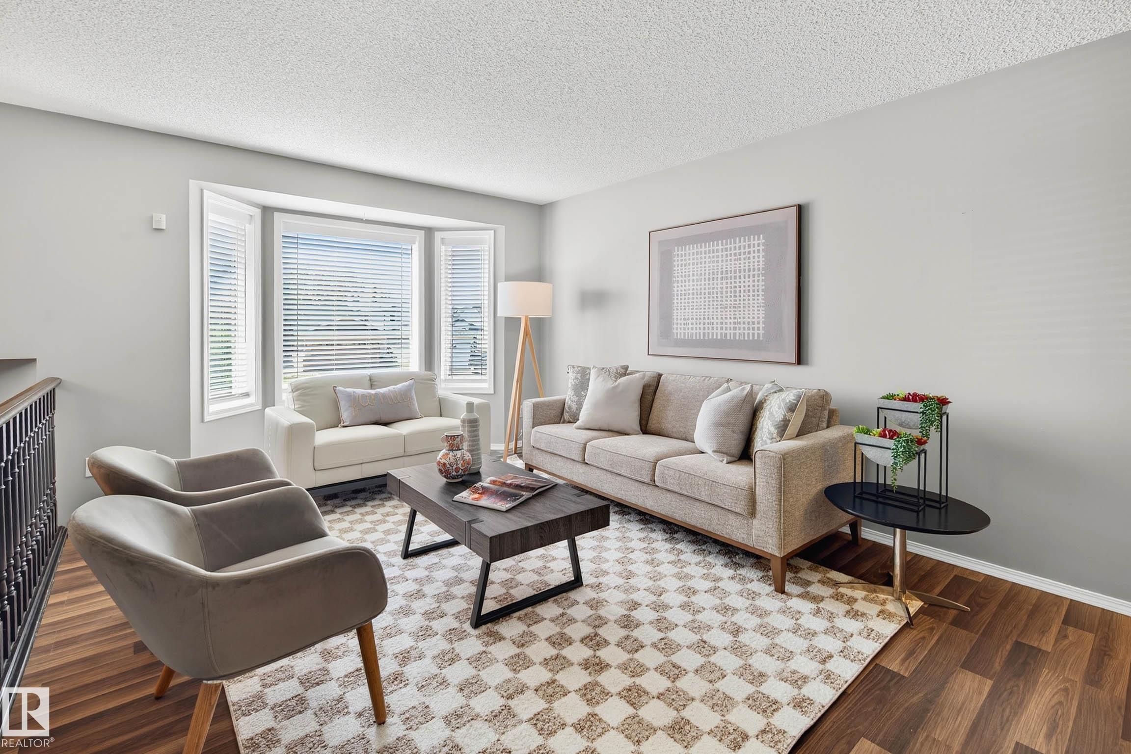 Photo 7 at 1079 Jones Crescent NW, Jackson Heights, Edmonton
